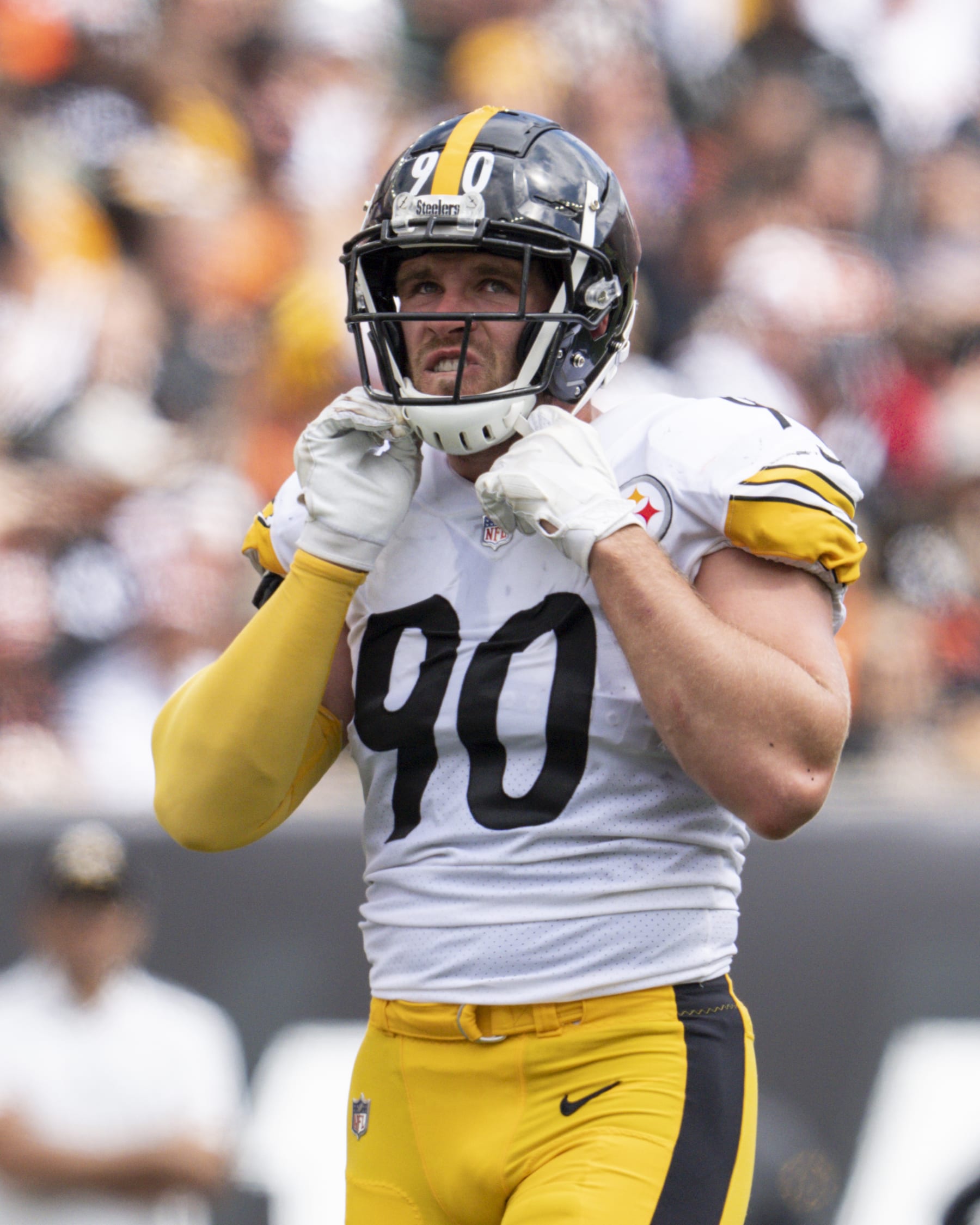 Pittsburgh Steelers linebacker T.J. Watt (90) plays during an NFL football game against the Cincinnati Bengals, Sunday, Sept. 11, 2022, in Cincinnati. (AP Photo/Jeff Dean)