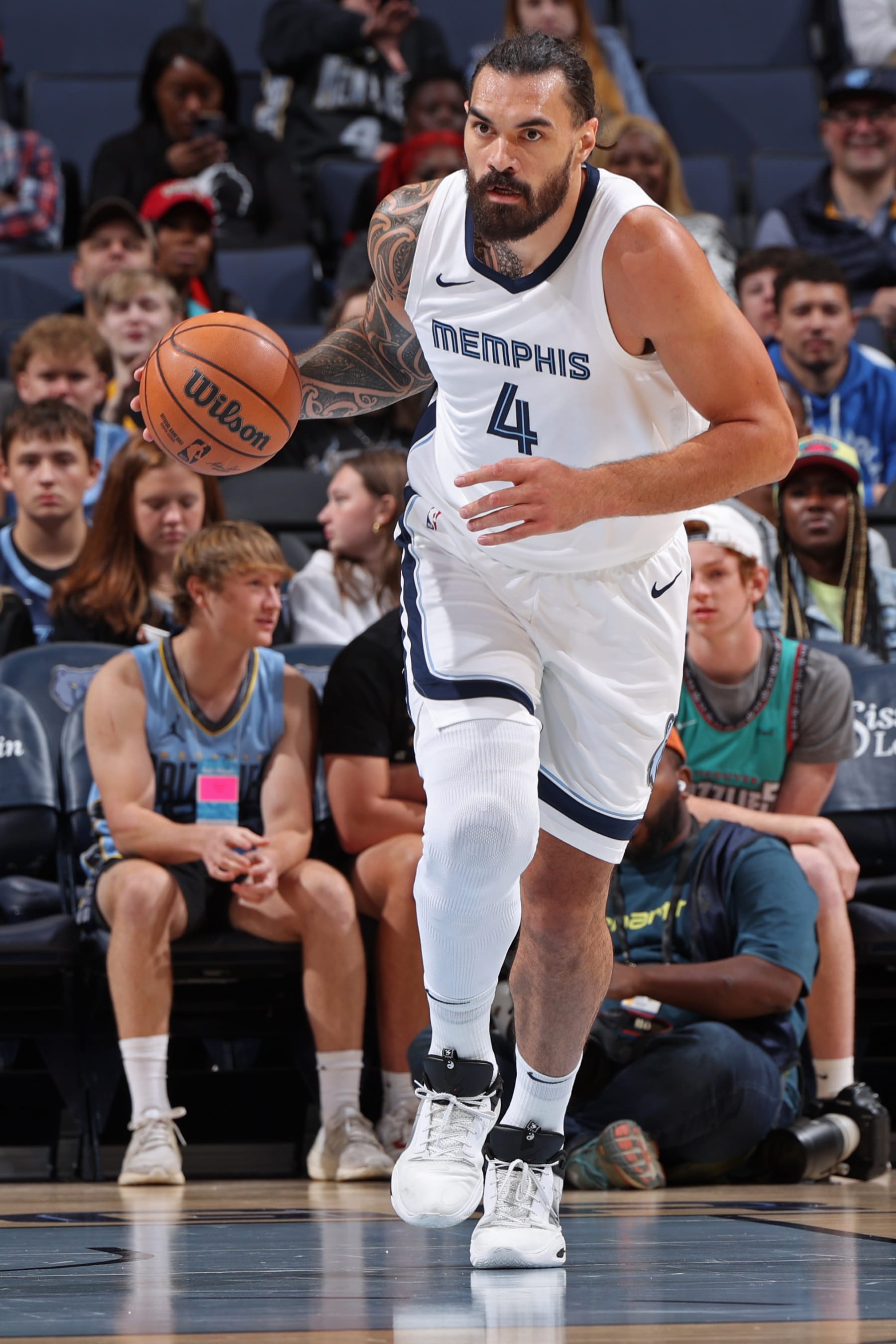 MEMPHIS, TN - OCTOBER 8: Steven Adams #4 of the Memphis Grizzlies brings the ball up court against the Indiana Pacers on October 8, 2023 at FedExForum in Memphis, Tennessee. NOTE TO USER: User expressly acknowledges and agrees that, by downloading and or using this photograph, User is consenting to the terms and conditions of the Getty Images License Agreement. Mandatory Copyright Notice: Copyright 2023 NBAE (Photo by Joe Murphy/NBAE via Getty Images)