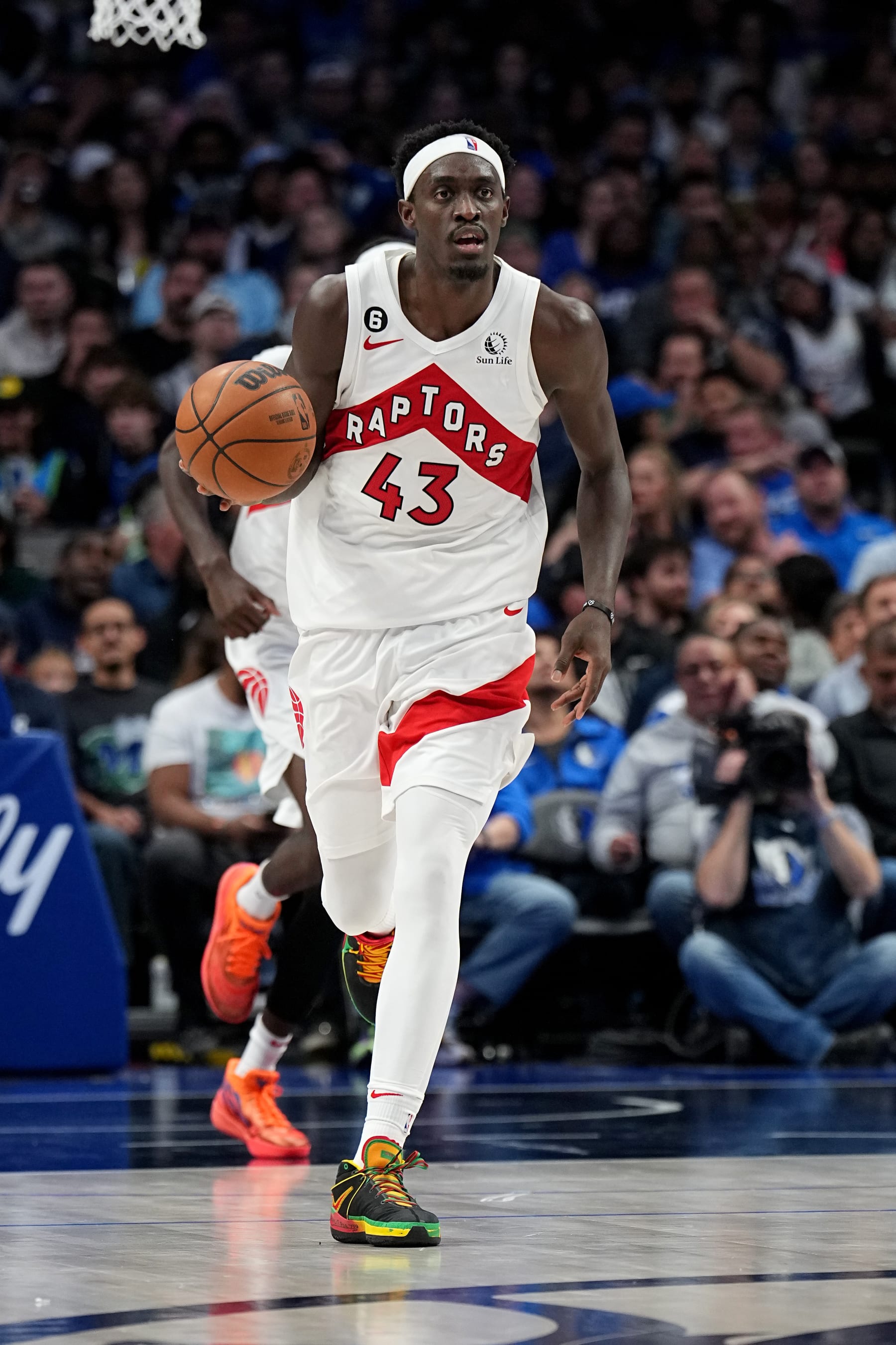 DALLAS, TX - NOVEMBER 4: Pascal Siakam #43 of the Toronto Raptors dribbles the ball against the Dallas Mavericks  on November 4, 2022 at the American Airlines Center in Dallas, Texas. NOTE TO USER: User expressly acknowledges and agrees that, by downloading and or using this photograph, User is consenting to the terms and conditions of the Getty Images License Agreement. Mandatory Copyright Notice: Copyright 2022 NBAE (Photo by Glenn James/NBAE via Getty Images)