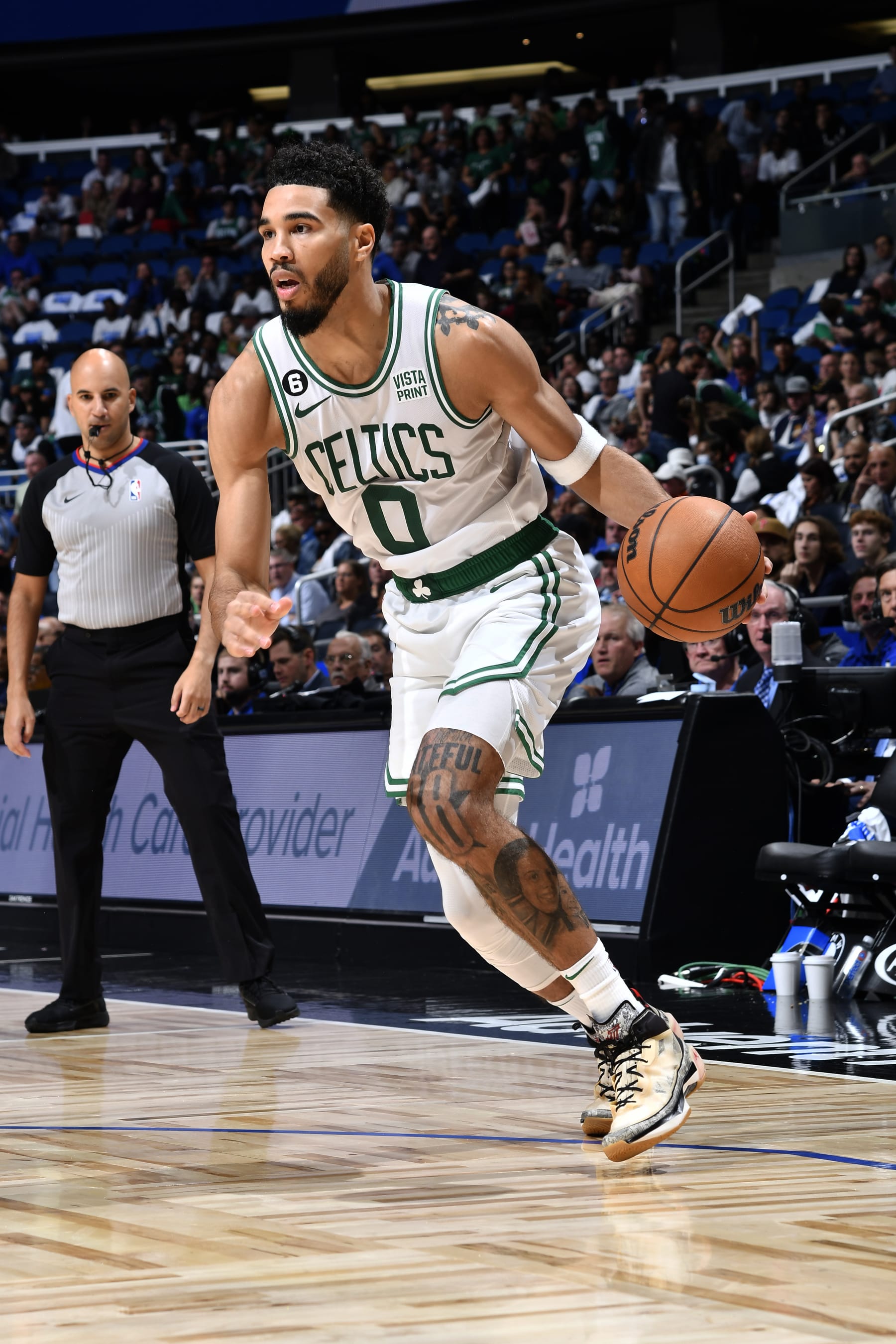 ORLANDO, FL - OCTOBER 22: Jayson Tatum #0 of the Boston Celtics drives to the basket during the game against the Orlando Magic on October 22, 2022 at Amway Center in Orlando, Florida. NOTE TO USER: User expressly acknowledges and agrees that, by downloading and or using this photograph, User is consenting to the terms and conditions of the Getty Images License Agreement. Mandatory Copyright Notice: Copyright 2022 NBAE (Photo by Fernando Medina/NBAE via Getty Images)