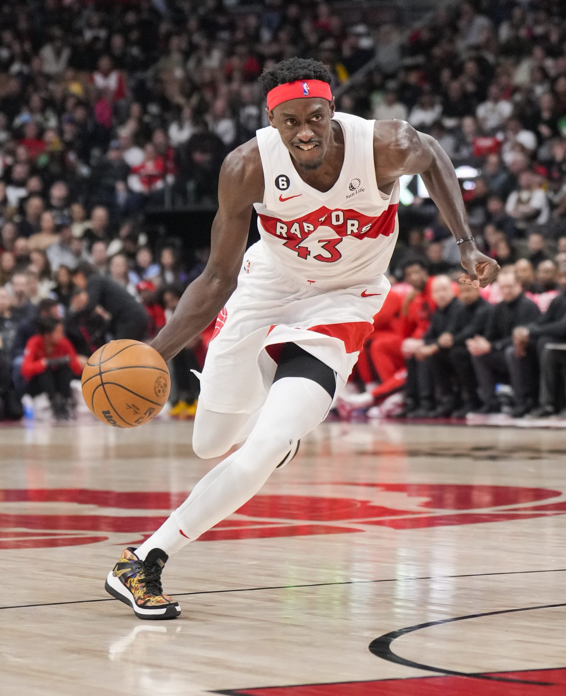 TORONTO, ON - JANUARY 22: Pascal Siakam #43 of the Toronto Raptors drives against the New York Knicks during the second half of their basketball game at the Scotiabank Arena on January 22, 2023 in Toronto, Ontario, Canada. NOTE TO USER: User expressly acknowledges and agrees that, by downloading and/or using this Photograph, user is consenting to the terms and conditions of the Getty Images License Agreement. (Photo by Mark Blinch/Getty Images)