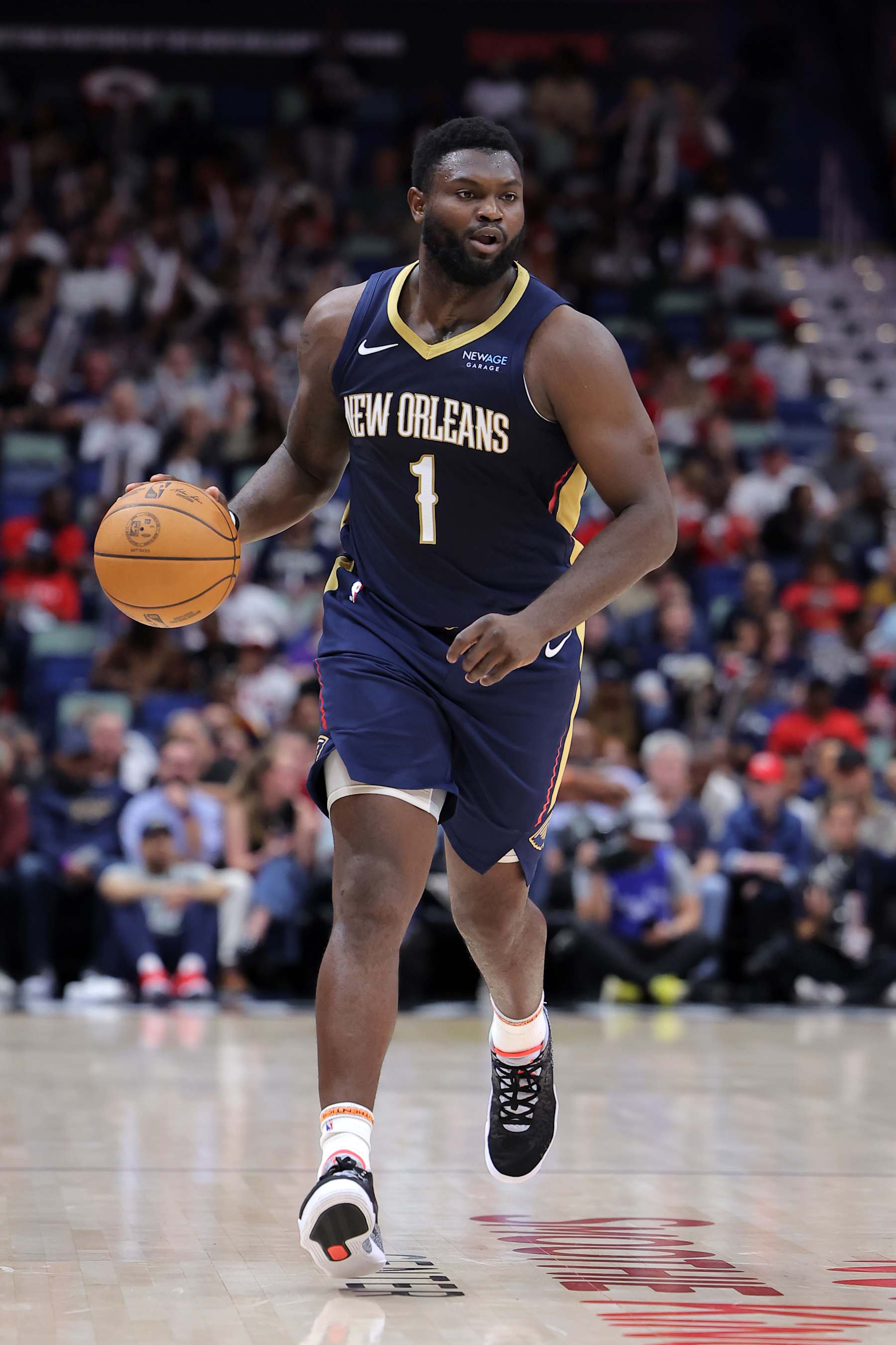 NEW ORLEANS, LOUISIANA - NOVEMBER 06: Zion Williamson #1 of the New Orleans Pelicans drives with the ball against the Cleveland Cavaliers during the first half at the Smoothie King Center on November 06, 2024 in New Orleans, Louisiana. NOTE TO USER: User expressly acknowledges and agrees that, by downloading and or using this Photograph, user is consenting to the terms and conditions of the Getty Images License Agreement. (Photo by Jonathan Bachman/Getty Images)