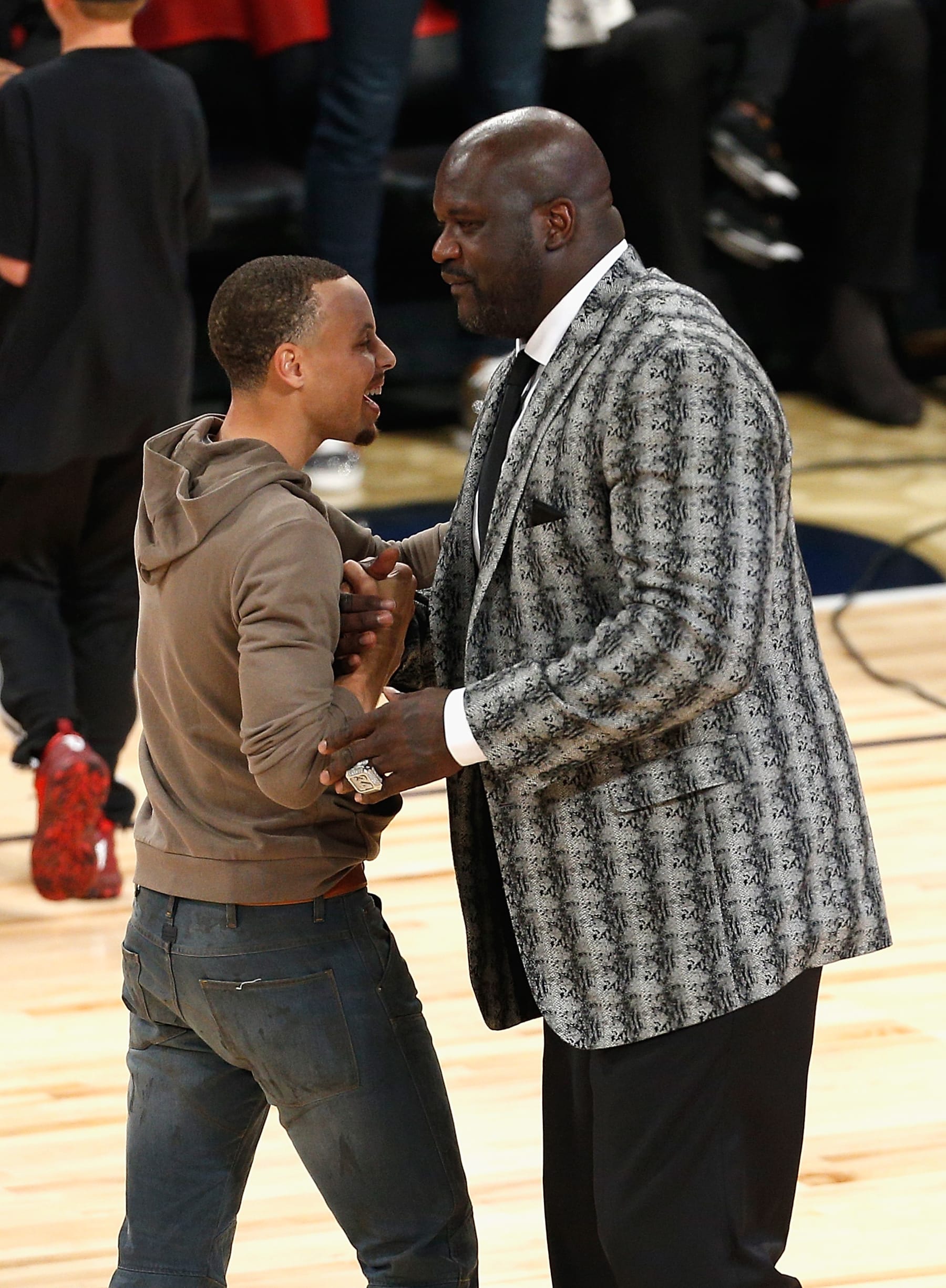 NEW ORLEANS, LA - FEBRUARY 18:  Stephen Curry #30 of the Golden State Warriors greets Shaquille O'Neal after the 2017 JBL Three-Point Contest at Smoothie King Center on February 18, 2017 in New Orleans, Louisiana. NOTE TO USER: User expressly acknowledges and agrees that, by downloading and/or using this photograph, user is consenting to the terms and conditions of the Getty Images License Agreement.  (Photo by Jonathan Bachman/Getty Images)