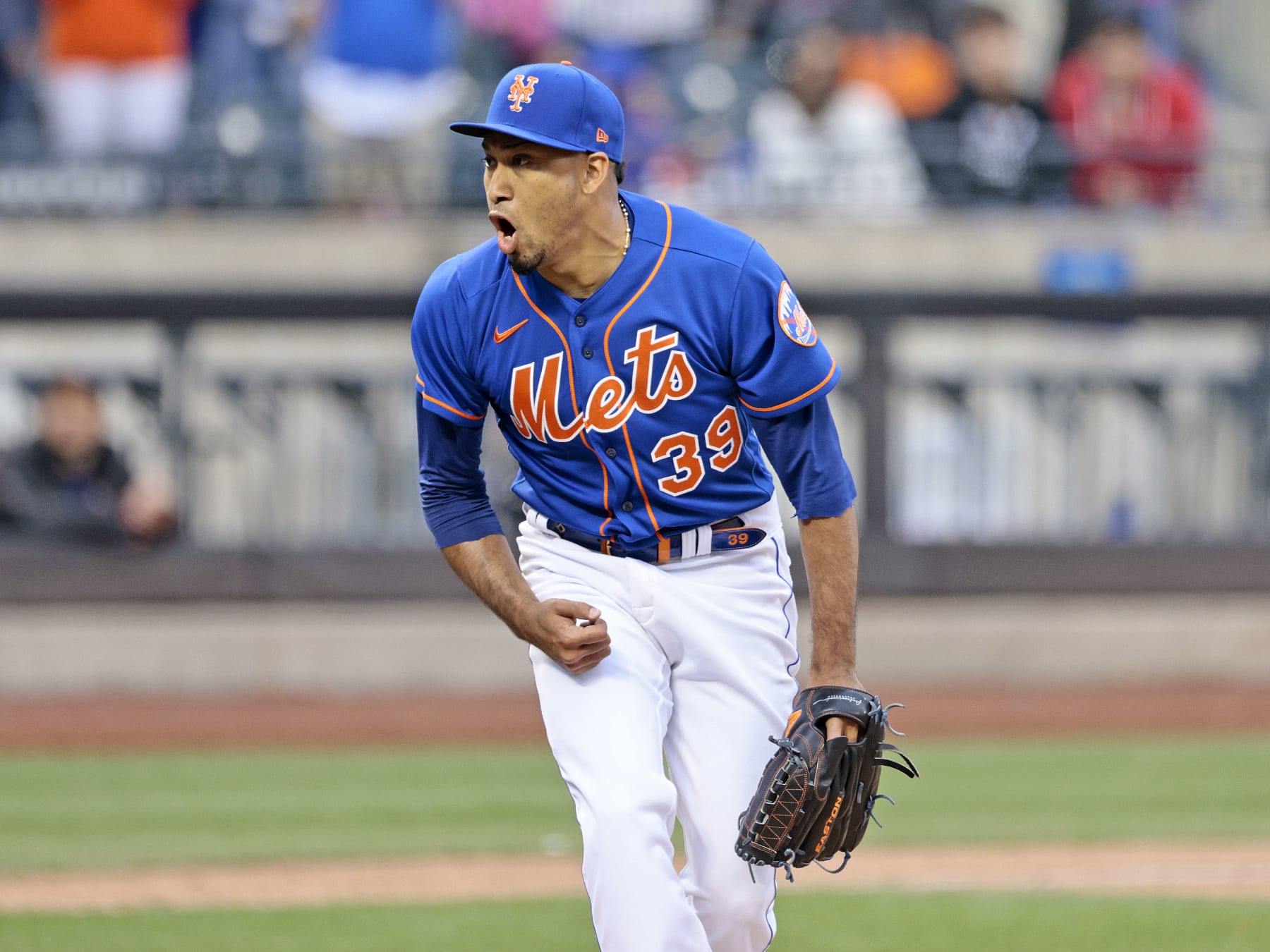 NEW YORK, NY - JUNE 18: Edwin Diaz #39 of the New York Mets reacts after the final out in the top of the ninth inning to defeat the Miami Marlins 3-2 at Citi Field on June 18, 2022 in New York City. (Photo by Christopher Pasatieri/Getty Images)