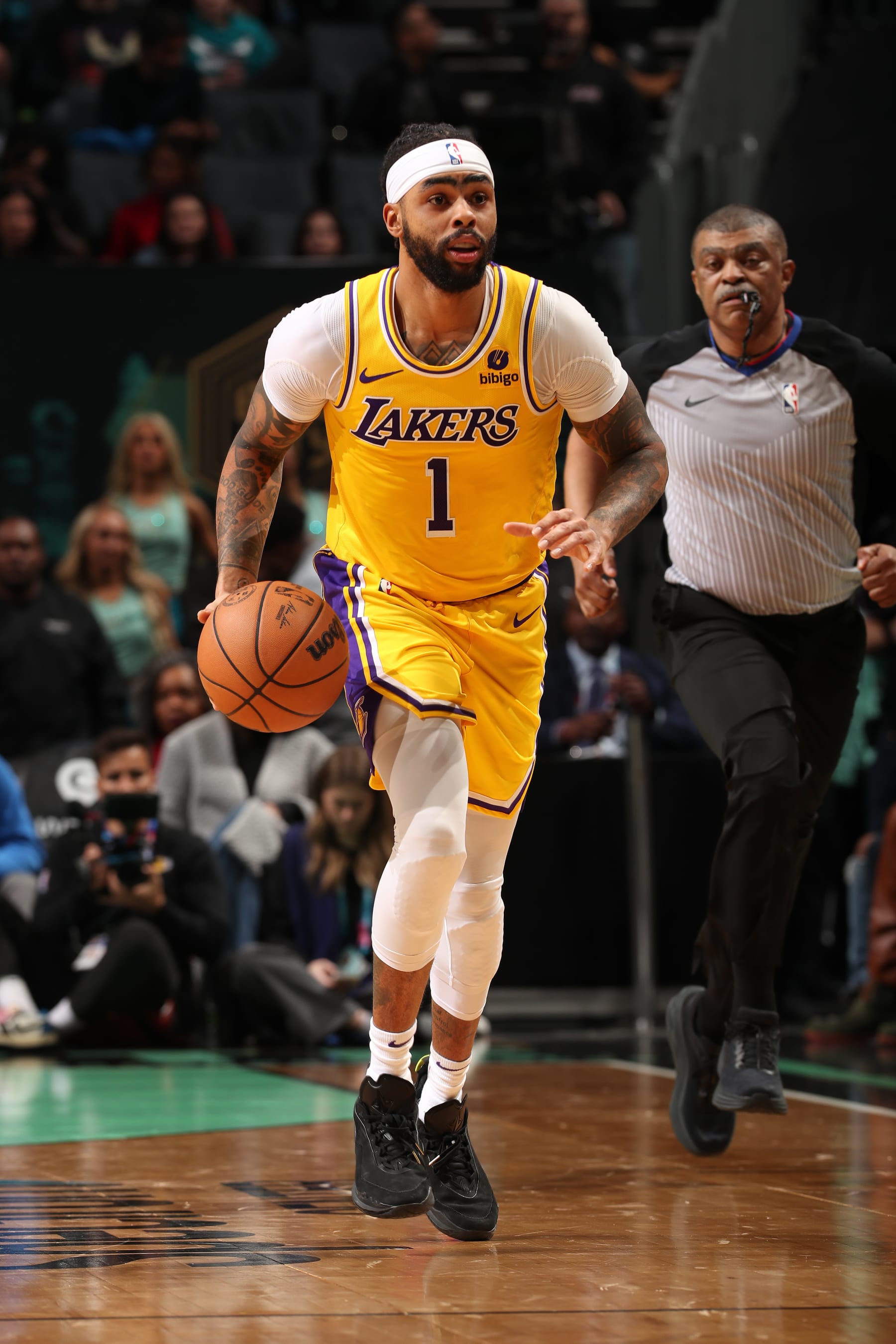 CHARLOTTE, NC - FEBRUARY 5: D'Angelo Russell #1 of the Los Angeles Lakers handles the ball during the game against Charlotte Hornets on February 5, 2024 at Spectrum Center in Charlotte, North Carolina. NOTE TO USER: User expressly acknowledges and agrees that, by downloading and or using this photograph, User is consenting to the terms and conditions of the Getty Images License Agreement. Mandatory Copyright Notice: Copyright 2024 NBAE (Photo by Kent Smith/NBAE via Getty Images)