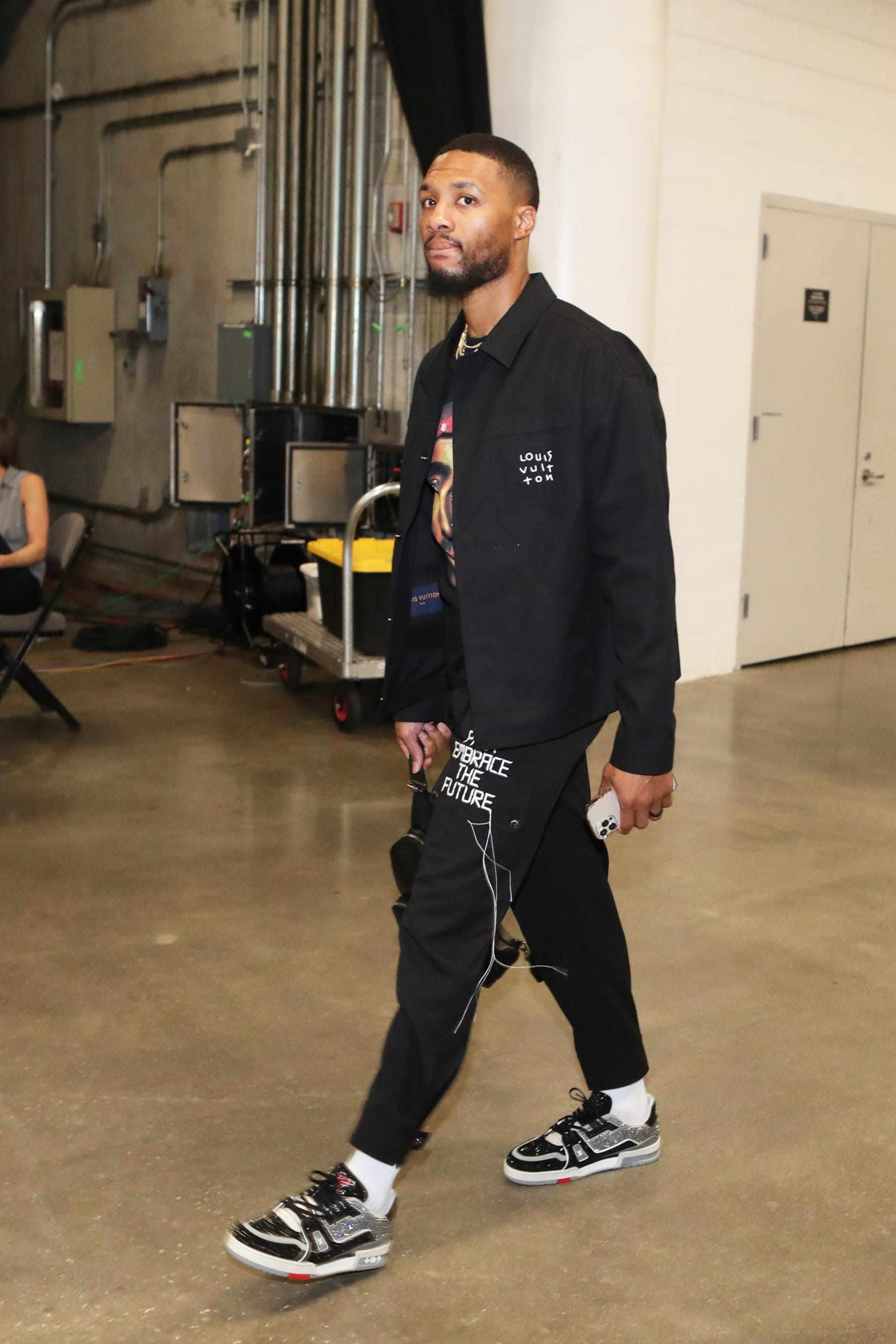 MIAMI, FL - NOVEMBER 7: Damian Lillard #0 of the Portland Trail Blazers arrives to the arena before the game against the Miami Heat on November 7, 2022 at FTX Arena in Miami, Florida. NOTE TO USER: User expressly acknowledges and agrees that, by downloading and or using this Photograph, user is consenting to the terms and conditions of the Getty Images License Agreement. Mandatory Copyright Notice: Copyright 2022 NBAE (Photo by Issac Baldizon/NBAE via Getty Images)