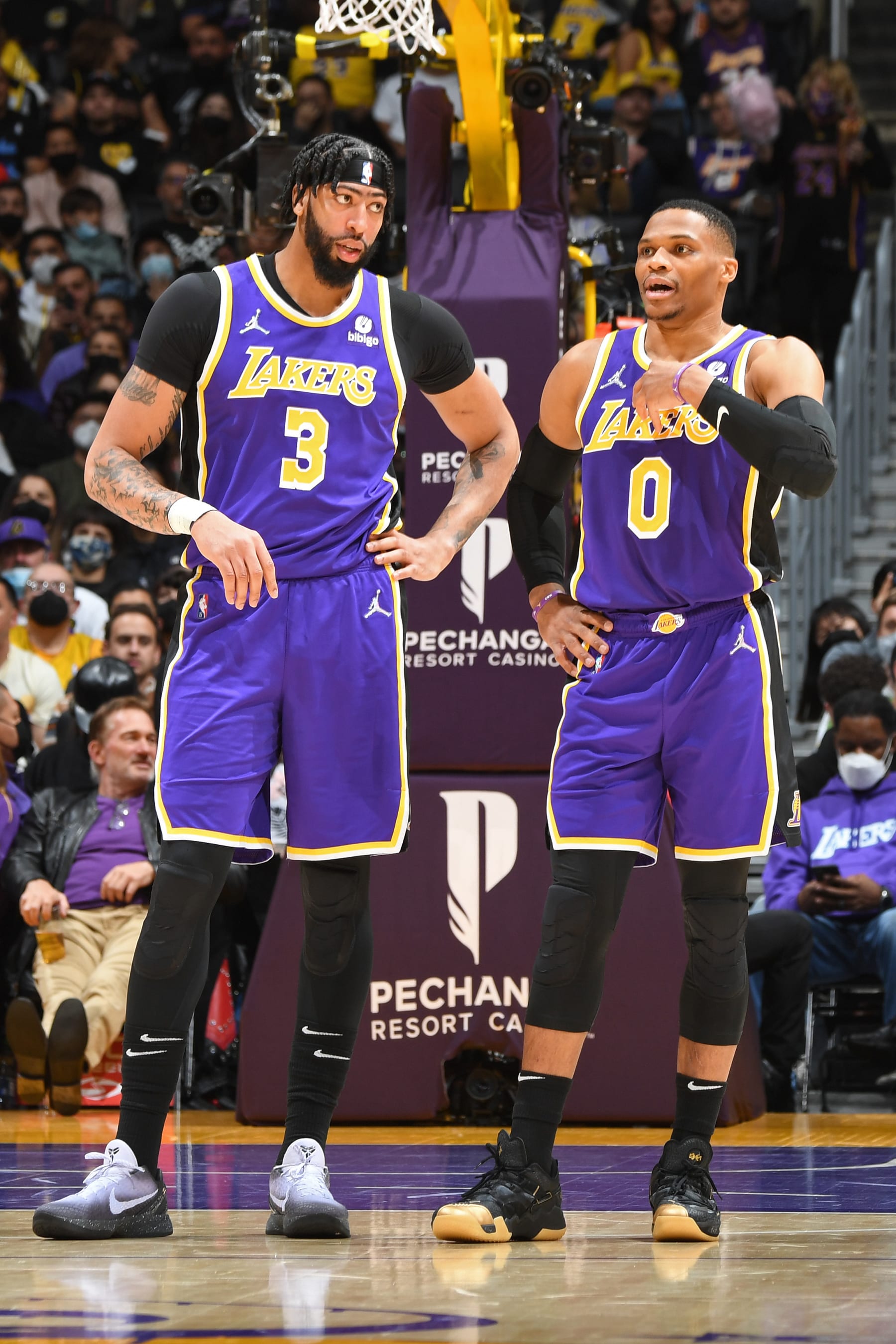 LOS ANGELES, CA - FEBRUARY 2: Anthony Davis #3 of the Los Angeles Lakers and Russell Westbrook #0 talk during the game against the Portland Trail Blazers on February 2, 2022 at Crypto.com Arena in Los Angeles, California. NOTE TO USER: User expressly acknowledges and agrees that, by downloading and/or using this Photograph, user is consenting to the terms and conditions of the Getty Images License Agreement. Mandatory Copyright Notice: Copyright 2021 NBAE (Photo by Andrew D. Bernstein/NBAE via Getty Images)