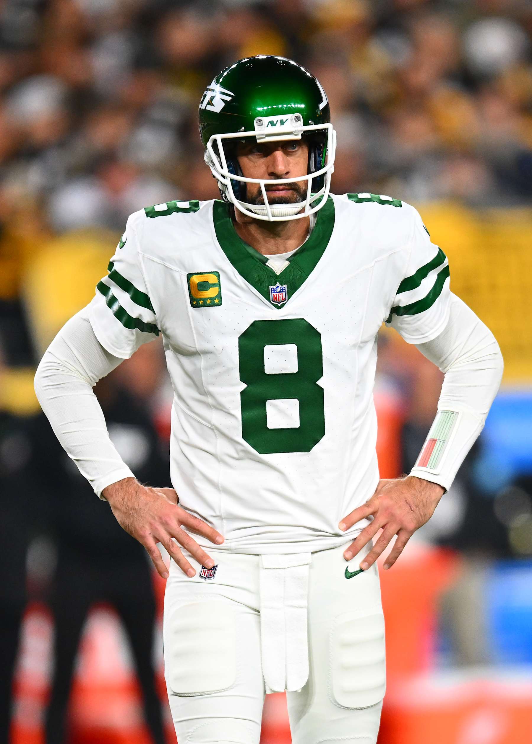 PITTSBURGH, PENNSYLVANIA - OCTOBER 20: Aaron Rodgers #8 of the New York Jets looks on during the second quarter against the Pittsburgh Steelers at Acrisure Stadium on October 20, 2024 in Pittsburgh, Pennsylvania. (Photo by Joe Sargent/Getty Images)
