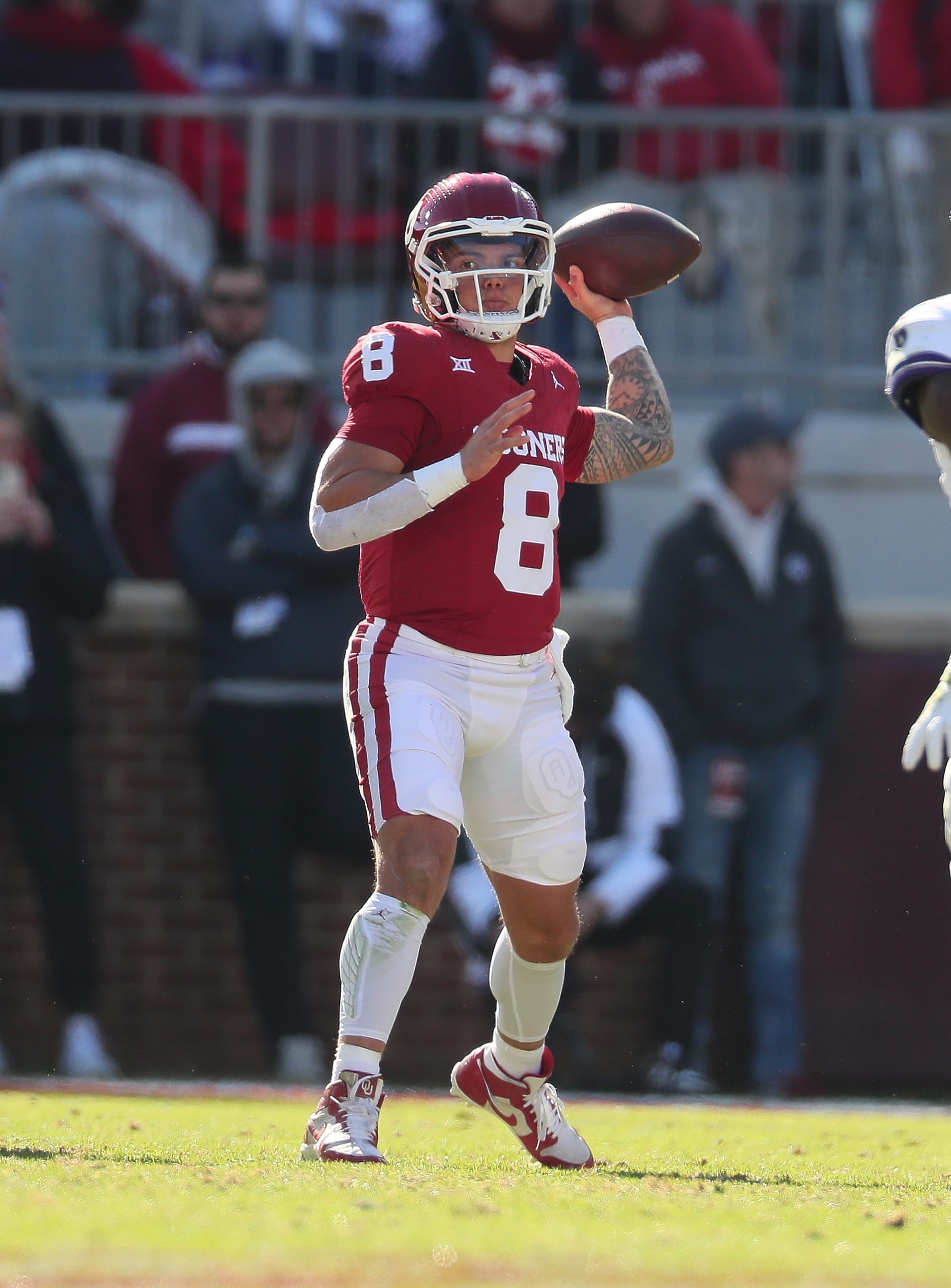 NORMAN, OK - NOVEMBER 24: Oklahoma Sooners QB  Dillon Gabriel (08) looks to pass during a game between the Oklahoma Sooners and the Texas Christian Horned Frogs at Gaylord Memorial Stadium in Norman, Oklahoma on November 24, 2023. (Photo by David Stacy/Icon Sportswire via Getty Images)