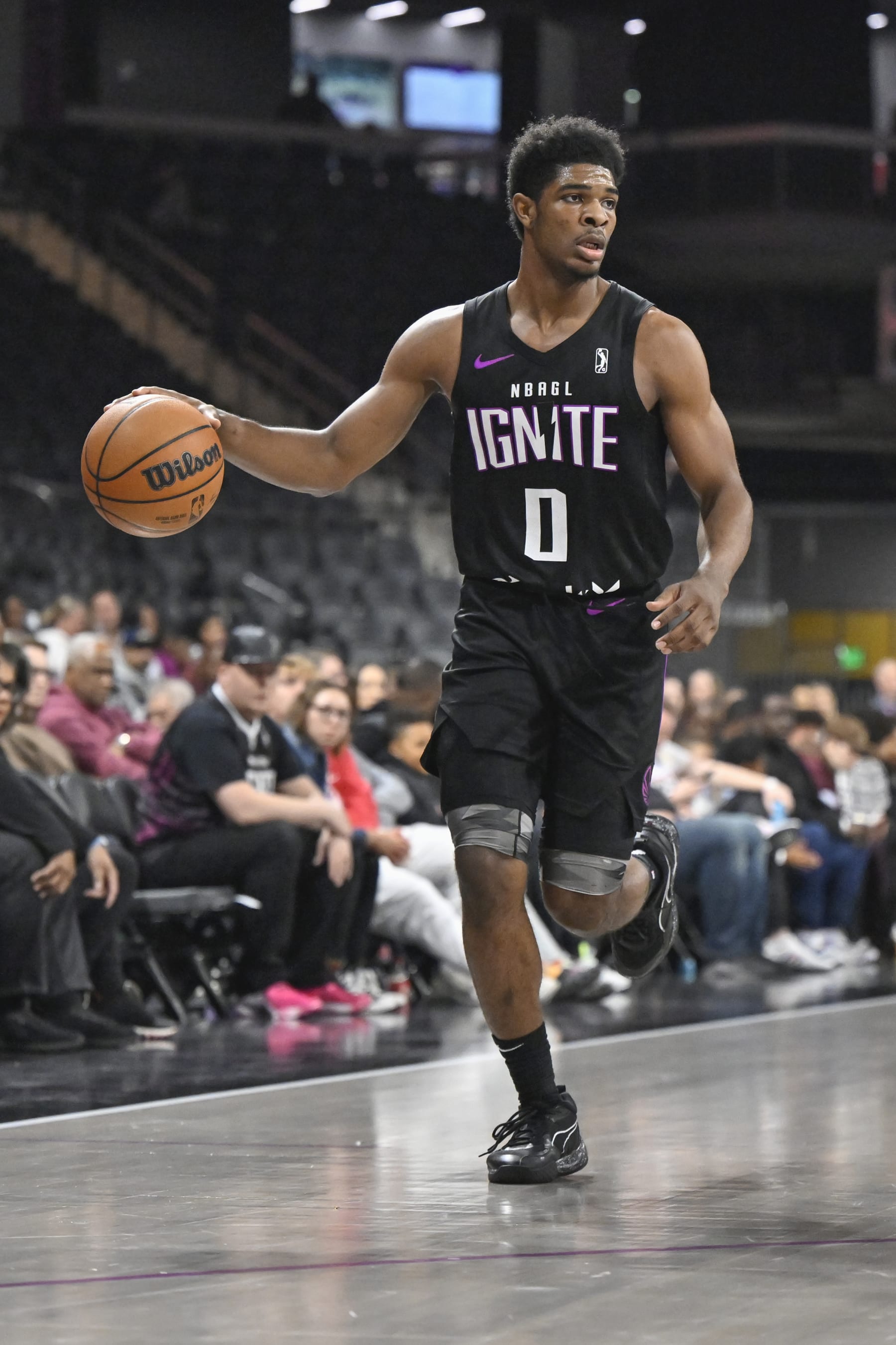 HENDERSON, NV - MARCH 3:  Scoot Henderson #0 of the G League Ignite goes to the basket during the game on March 3, 2023 at Dollar Loan Center in Henderson, Nevada. NOTE TO USER: User expressly acknowledges and agrees that, by downloading and or using this photograph, User is consenting to the terms and conditions of the Getty Images License Agreement. Mandatory Copyright Notice: Copyright 2023 NBAE (Photo by David Becker/NBAE via Getty Images)