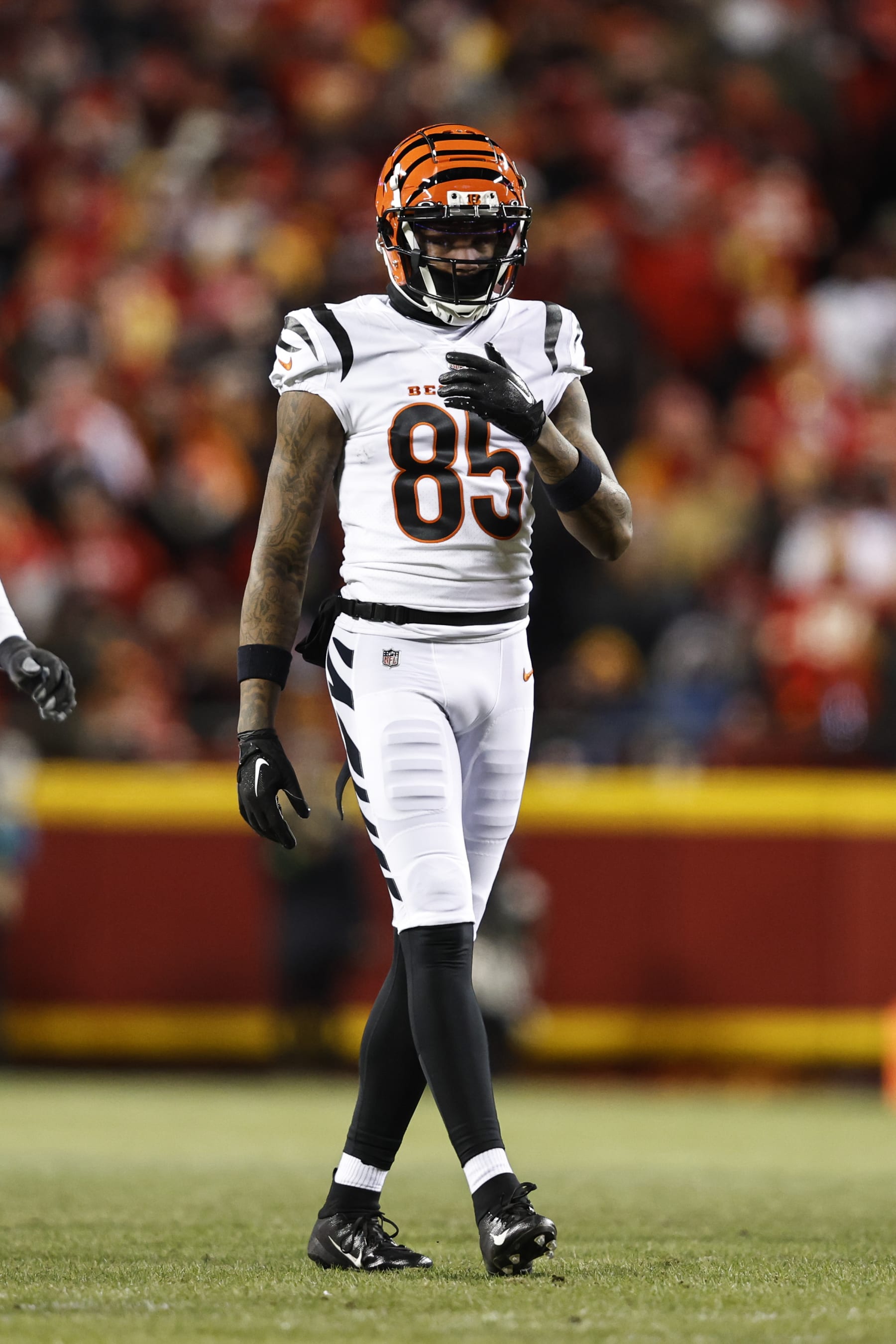 KANSAS CITY, MISSOURI - JANUARY 29: Tee Higgins #85 of the Cincinnati Bengals lines up during the AFC Championship NFL football game between the Kansas City Chiefs and the Cincinnati Bengals at GEHA Field at Arrowhead Stadium on January 29, 2023 in Kansas City, Missouri. (Photo by Michael Owens/Getty Images)