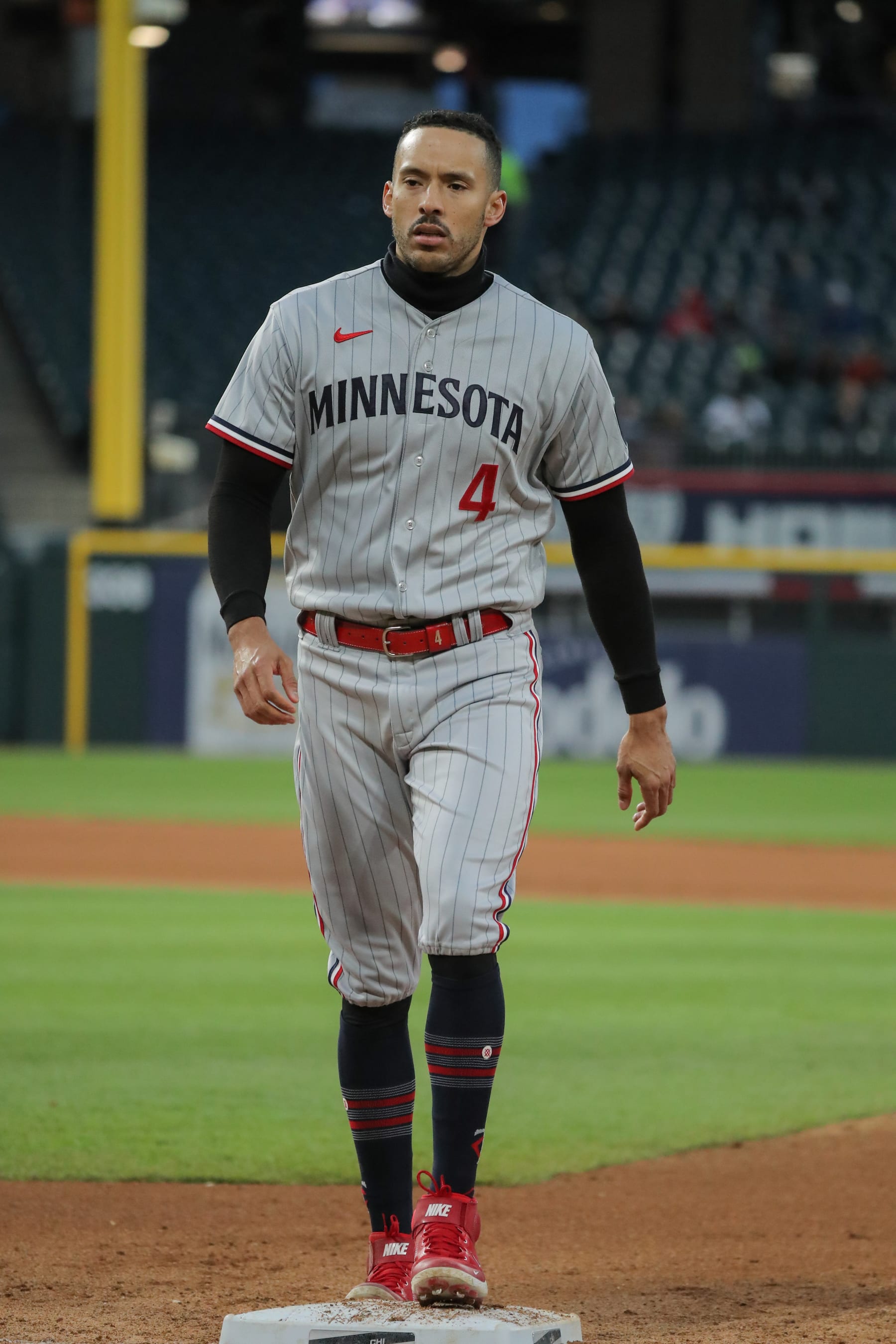 CHICAGO, IL - MAY 02: Minnesota Twins shortstop Carlos Correa (4) looks on before heading back to the dugout during a Major League Baseball game between the Minnesota Twins and the Chicago White Sox on May 2, 2023 at Guaranteed Rate Field in Chicago, IL. (Photo by Melissa Tamez/Icon Sportswire via Getty Images)