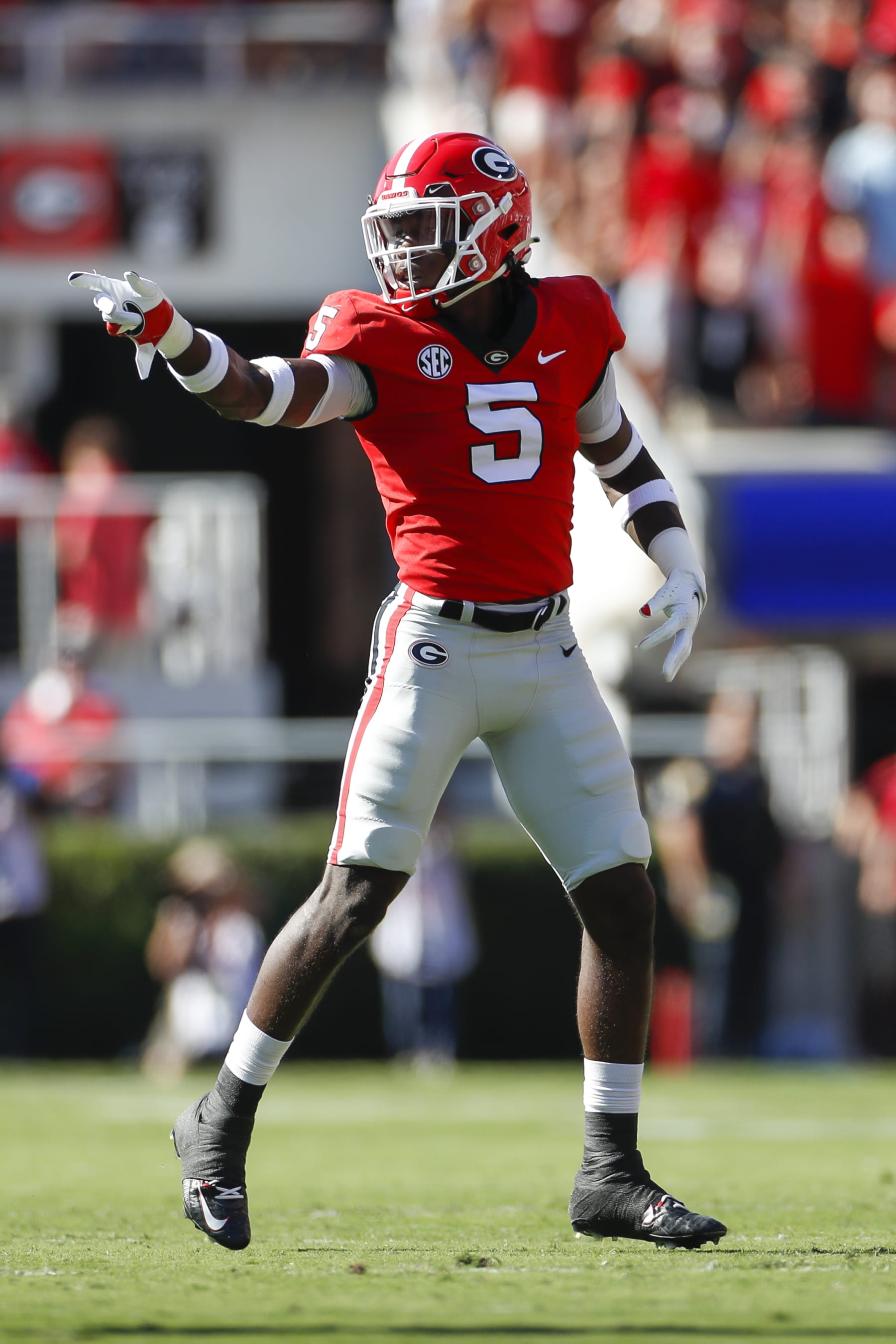 ATHENS, GA - OCTOBER 08: Georgia Bulldogs defensive back Kelee Ringo (5) in a defensive stance during a college football game between the Auburn Tigers and the Georgia Bulldogs on October 8, 2022 at Sanford Stadium in Athens, GA. (Photo by Brandon Sloter/Icon Sportswire via Getty Images)