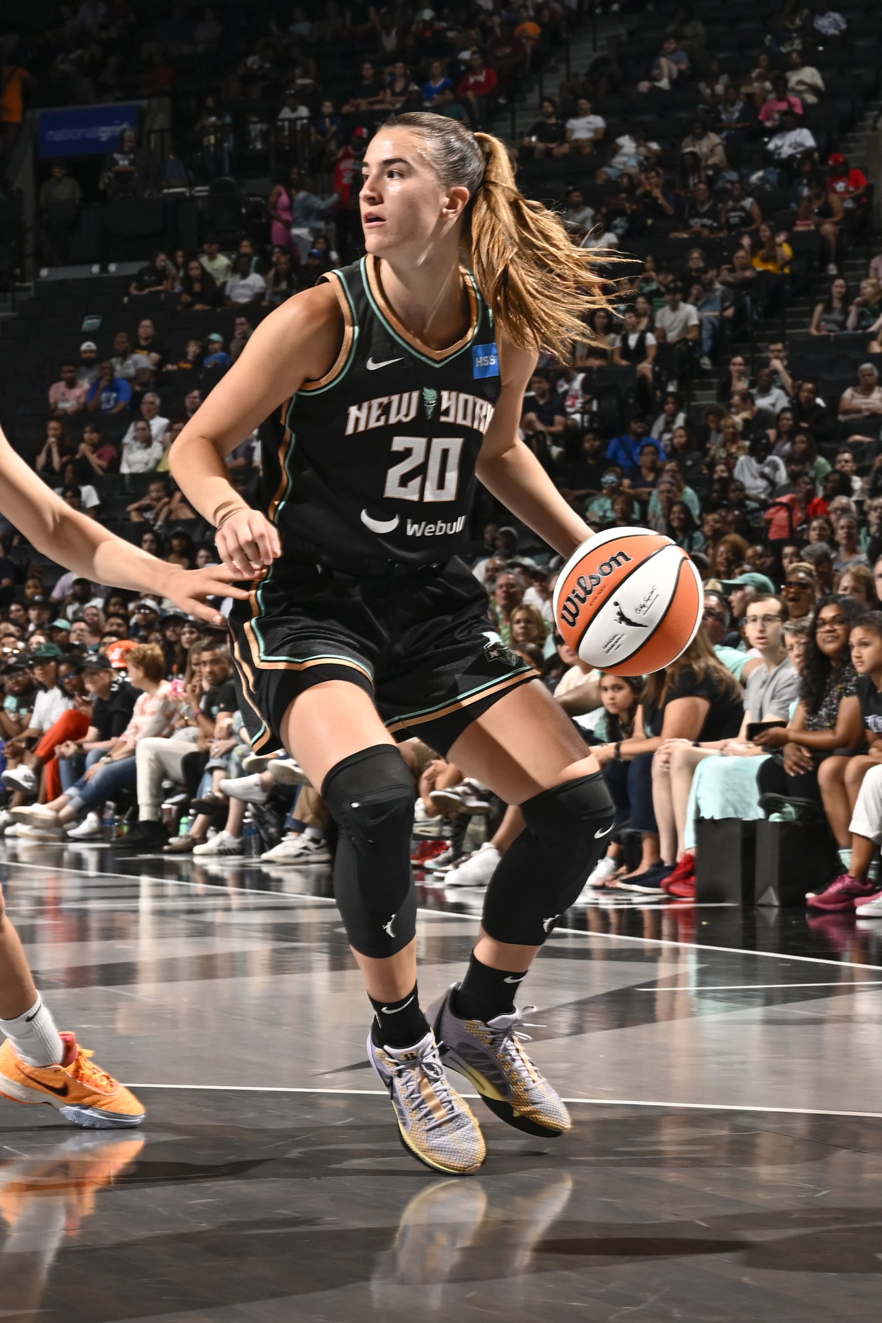 BROOKLYN, NY - JULY 23: Sabrina Ionescu #20 of the New York Liberty handles the ball during the game  on July 23, 2023 in Brooklyn, New York. NOTE TO USER: User expressly acknowledges and agrees that, by downloading and or using this photograph, user is consenting to the terms and conditions of the Getty Images License Agreement. Mandatory Copyright Notice: Copyright 2023 NBAE (Photo by David Dow/NBAE via Getty Images)