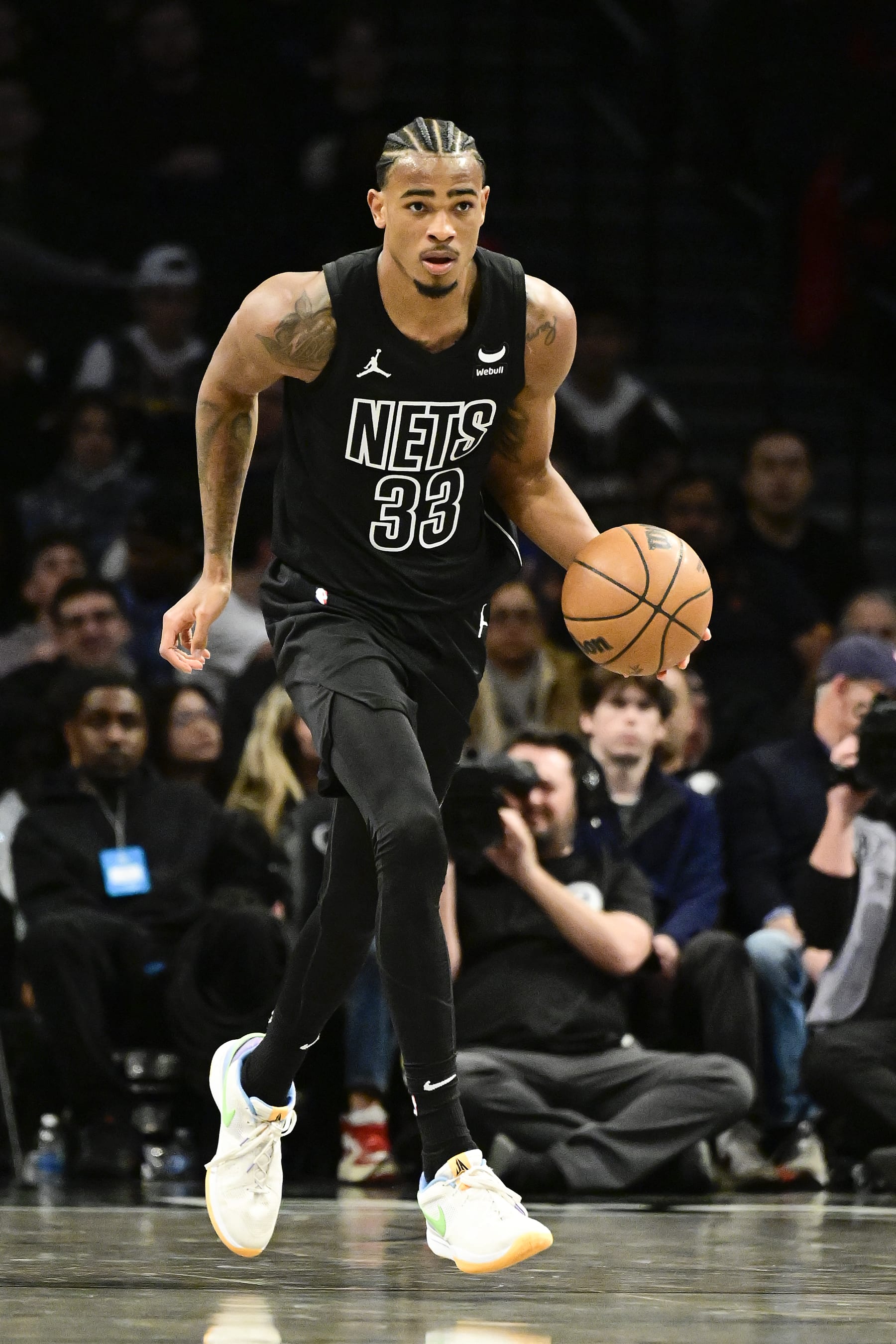 NEW YORK, NEW YORK - FEBRUARY 29:  Nic Claxton #33 of the Brooklyn Nets handles the ball against the Atlanta Hawks during the game at Barclays Center on February 29, 2024 in New York City. NOTE TO USER: User expressly acknowledges and agrees that, by downloading and or using this photograph, User is consenting to the terms and conditions of the Getty Images License Agreement. (Photo by Steven Ryan/Getty Images)
