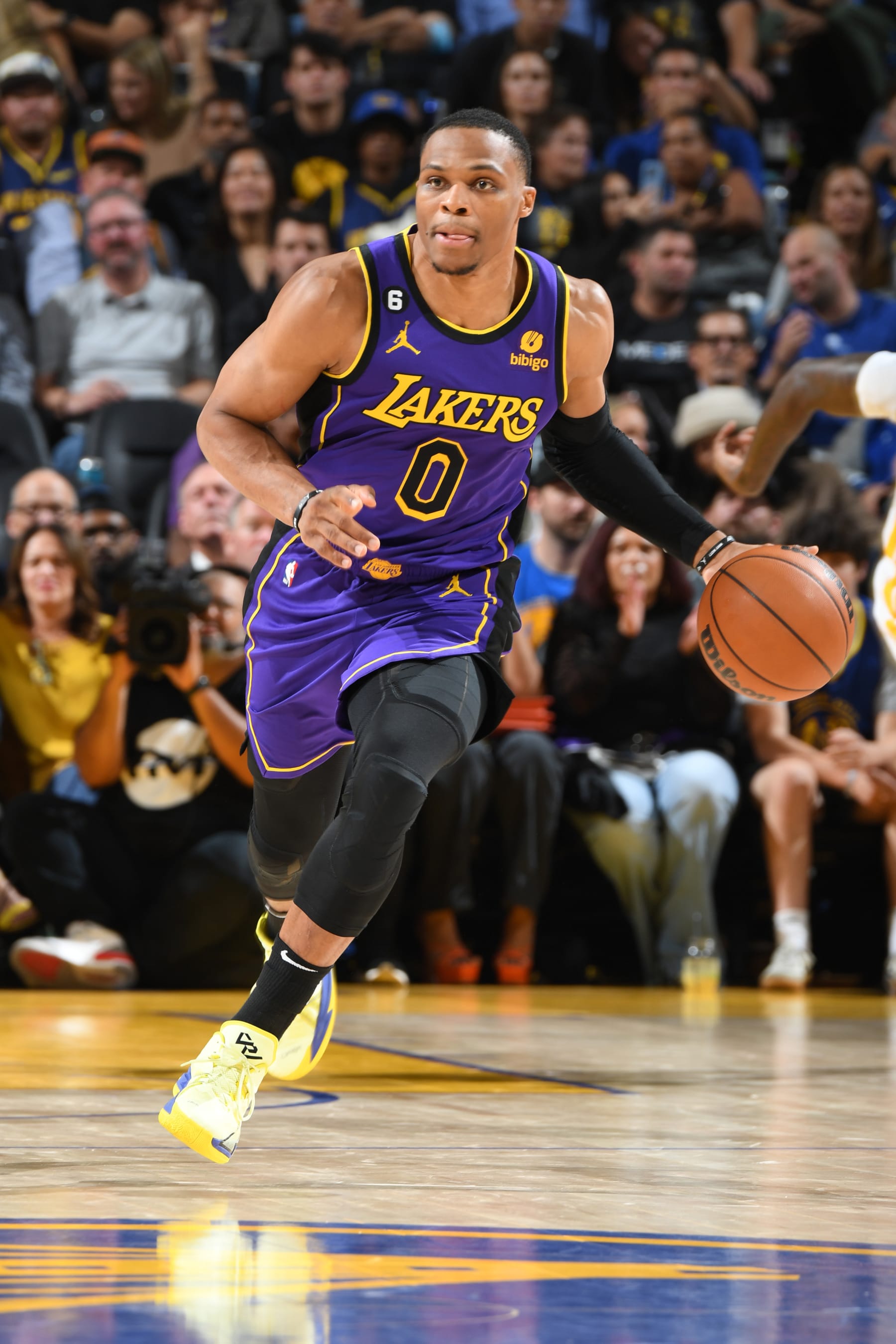 SAN FRANCISCO, CA - OCTOBER 18: Russell Westbrook #0 of the Los Angeles Lakers dribbles the ball during the game against the Golden State Warriors on October 18, 2022 at Chase Center in San Francisco, California. NOTE TO USER: User expressly acknowledges and agrees that, by downloading and or using this photograph, user is consenting to the terms and conditions of Getty Images License Agreement. Mandatory Copyright Notice: Copyright 2022 NBAE (Photo by Andrew D. Bernstein/NBAE via Getty Images)