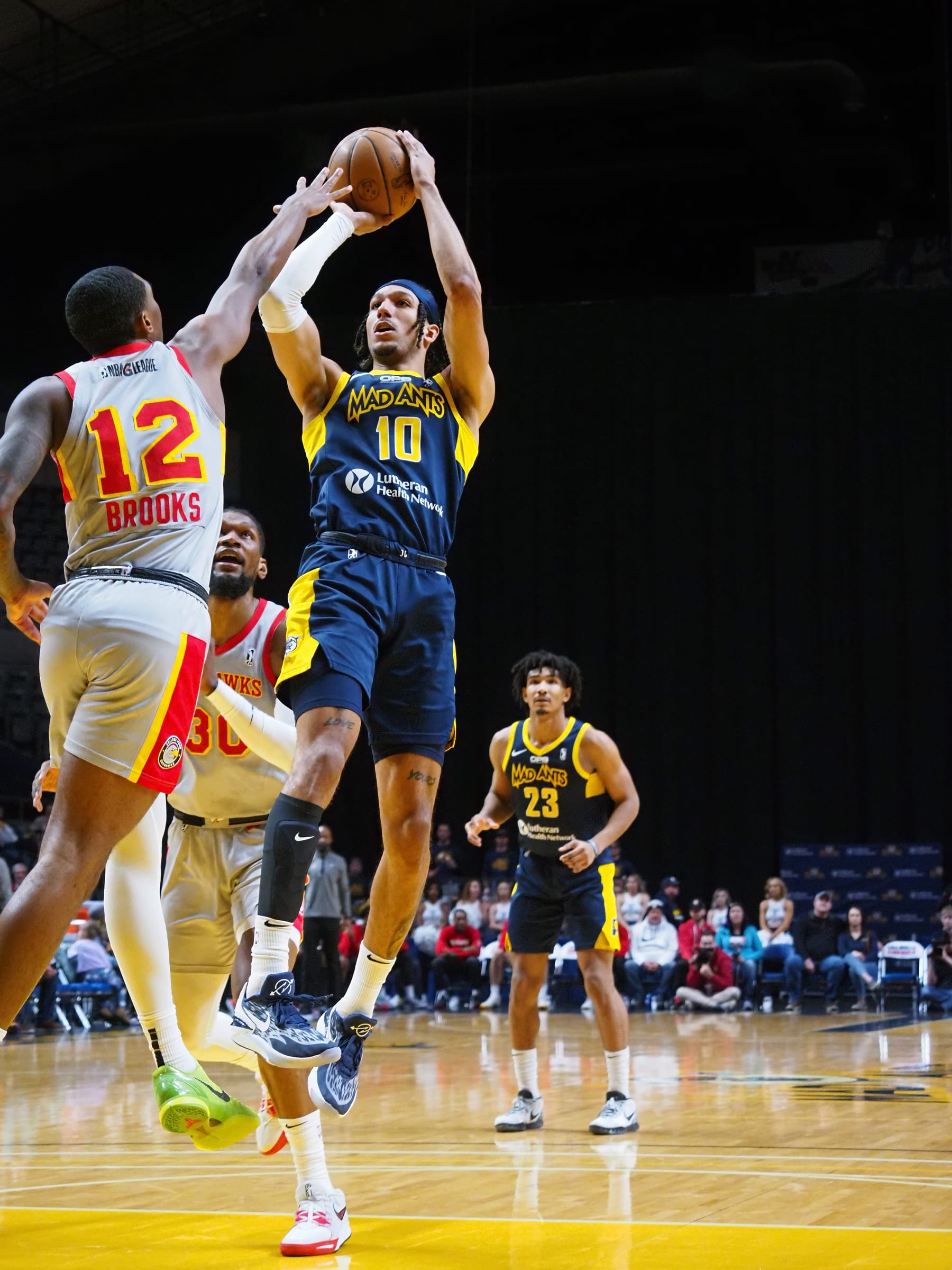 Kendall Brown, Indiana Pacers