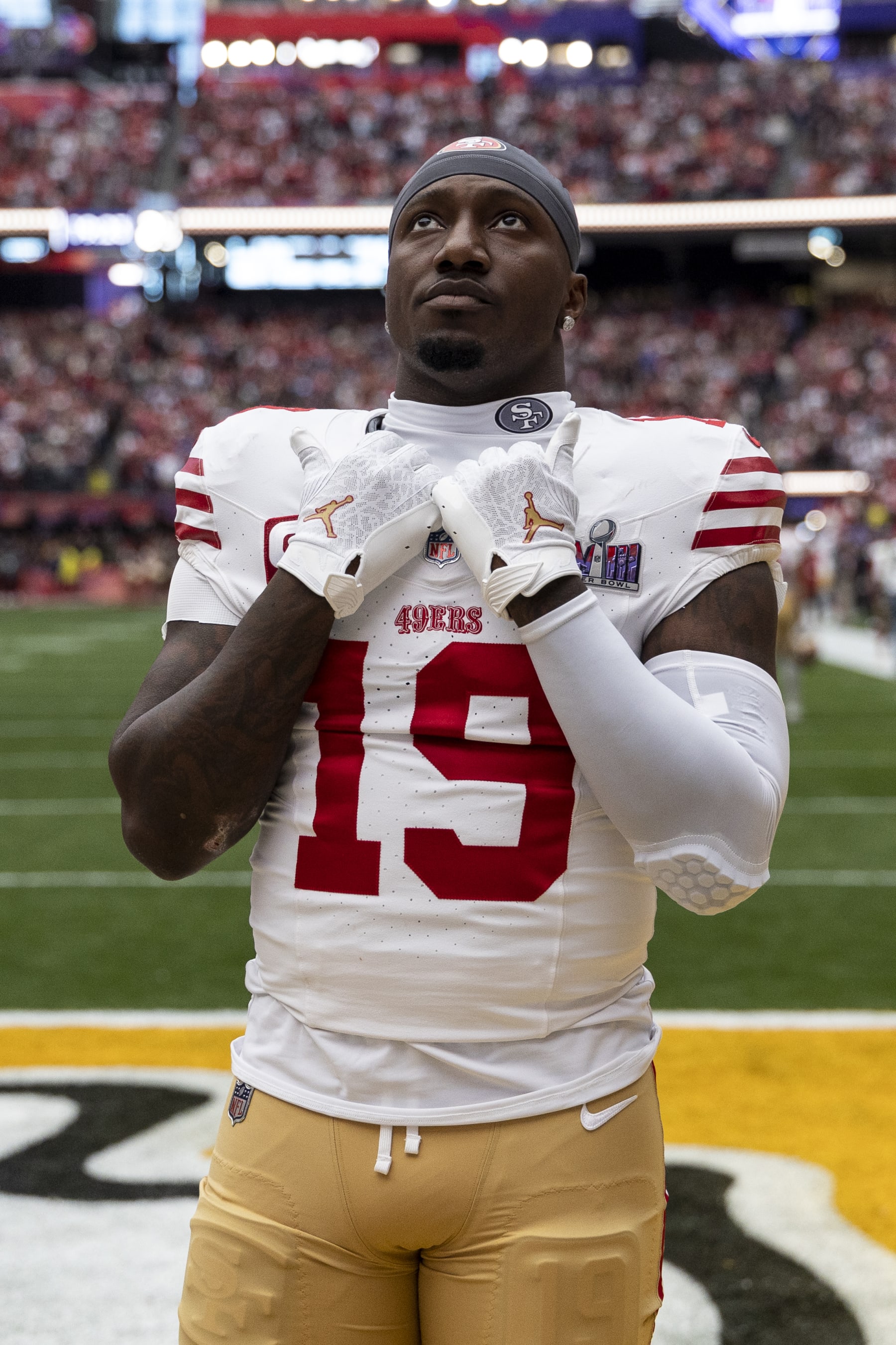LAS VEGAS, NEVADA - FEBRUARY 11: Deebo Samuel #19 of the San Francisco 49ers takes a moment in the end zone prior to the NFL Super Bowl 58 football game between the San Francisco 49ers and the Kansas City Chiefs at Allegiant Stadium on February 11, 2024 in Las Vegas, Nevada. (Photo by Michael Owens/Getty Images)