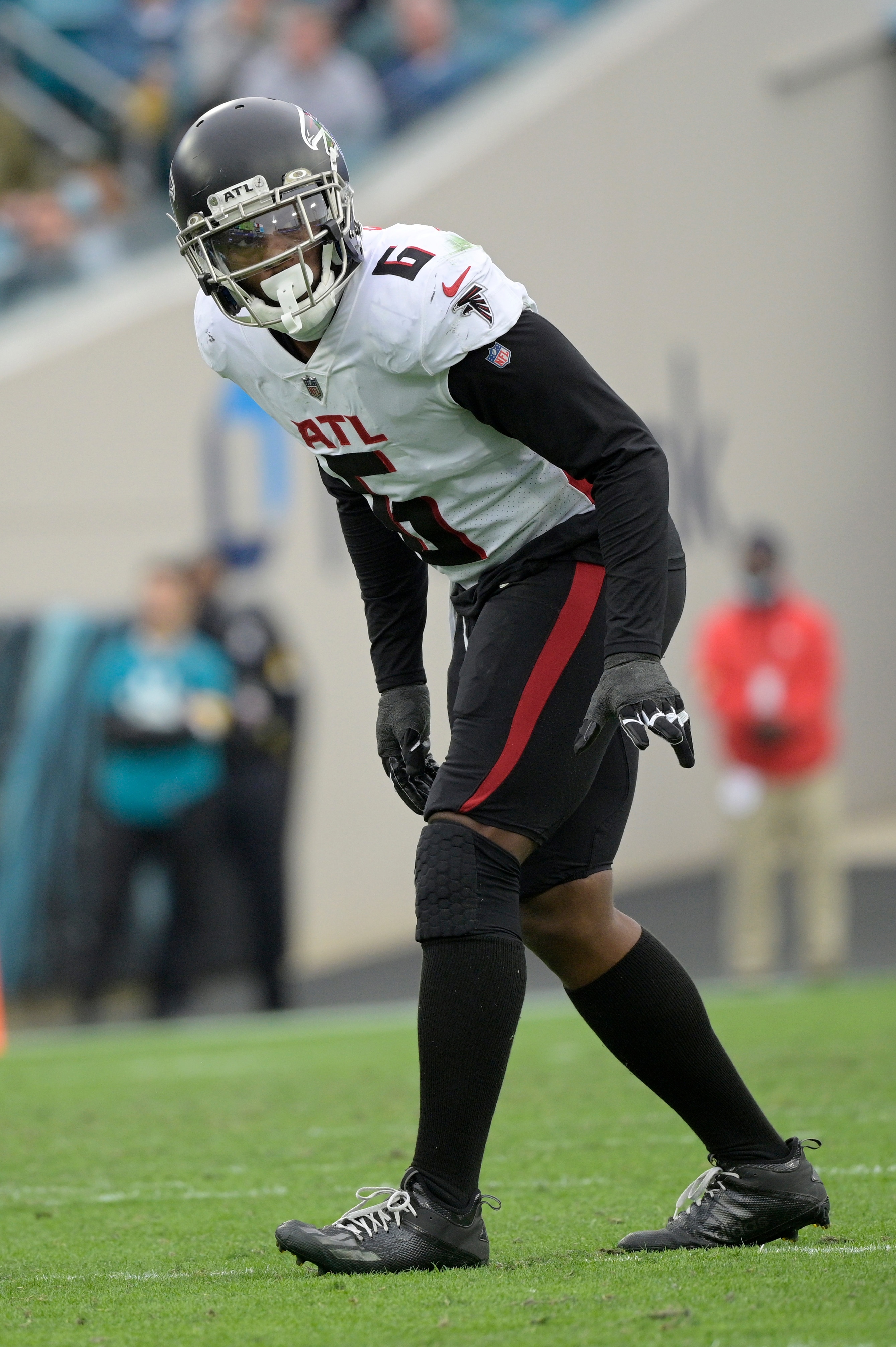 Atlanta Falcons outside linebacker Dante Fowler Jr. (6) sets up for a play during the second half of an NFL football game against the Jacksonville Jaguars, Sunday, Nov. 28, 2021, in Jacksonville, Fla. (AP Photo/Phelan M. Ebenhack)