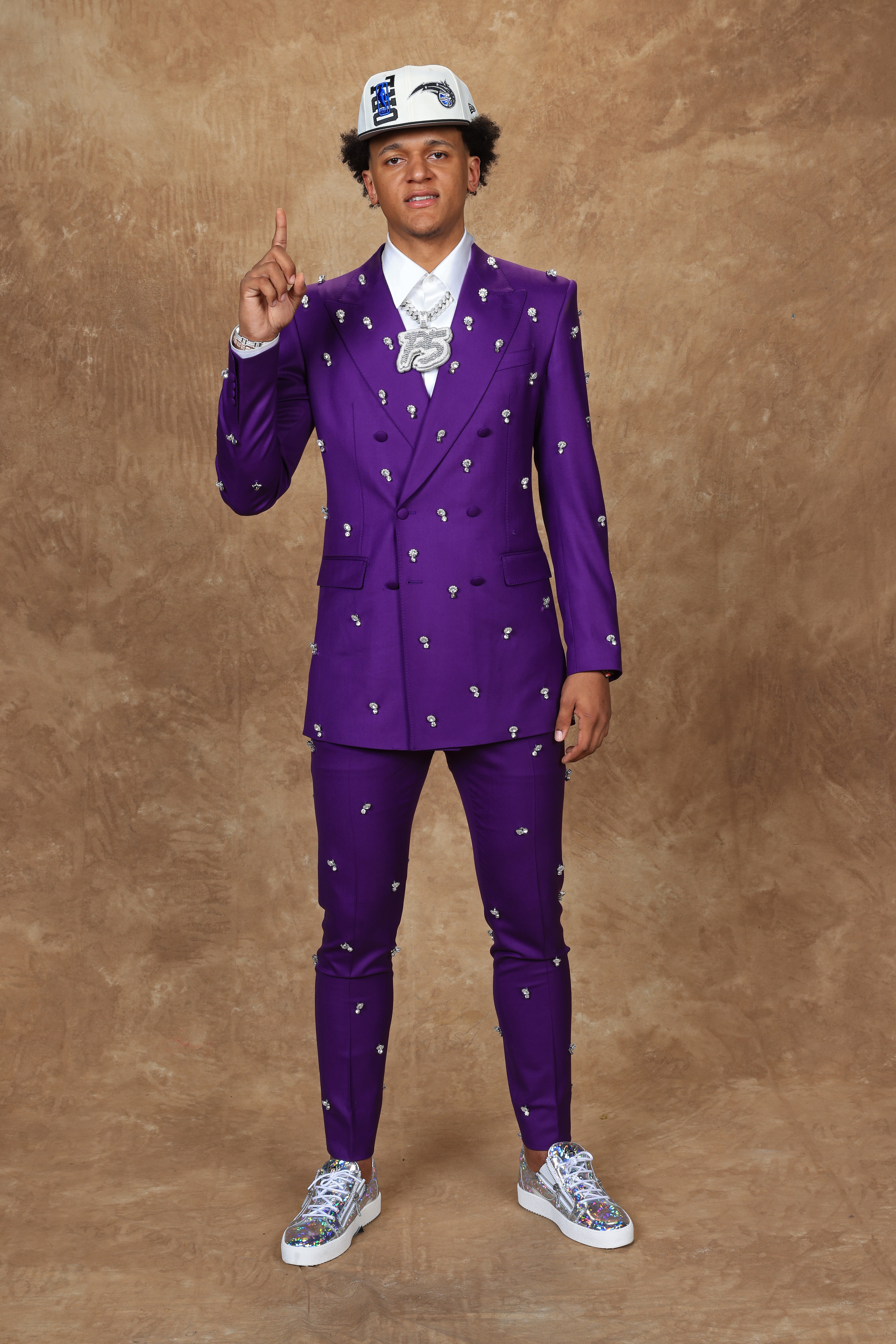BROOKLYN, NY - JUNE 23: Paolo Banchero oses for a portrait after being drafted by the Orlando Magic during the 2022 NBA Draft on June 23, 2022 at Barclays Center in Brooklyn, New York. NOTE TO USER: User expressly acknowledges and agrees that, by downloading and or using this photograph, User is consenting to the terms and conditions of the Getty Images License Agreement. Mandatory Copyright Notice: Copyright 2022 NBAE (Photo by Steve Freeman/NBAE via Getty Images)