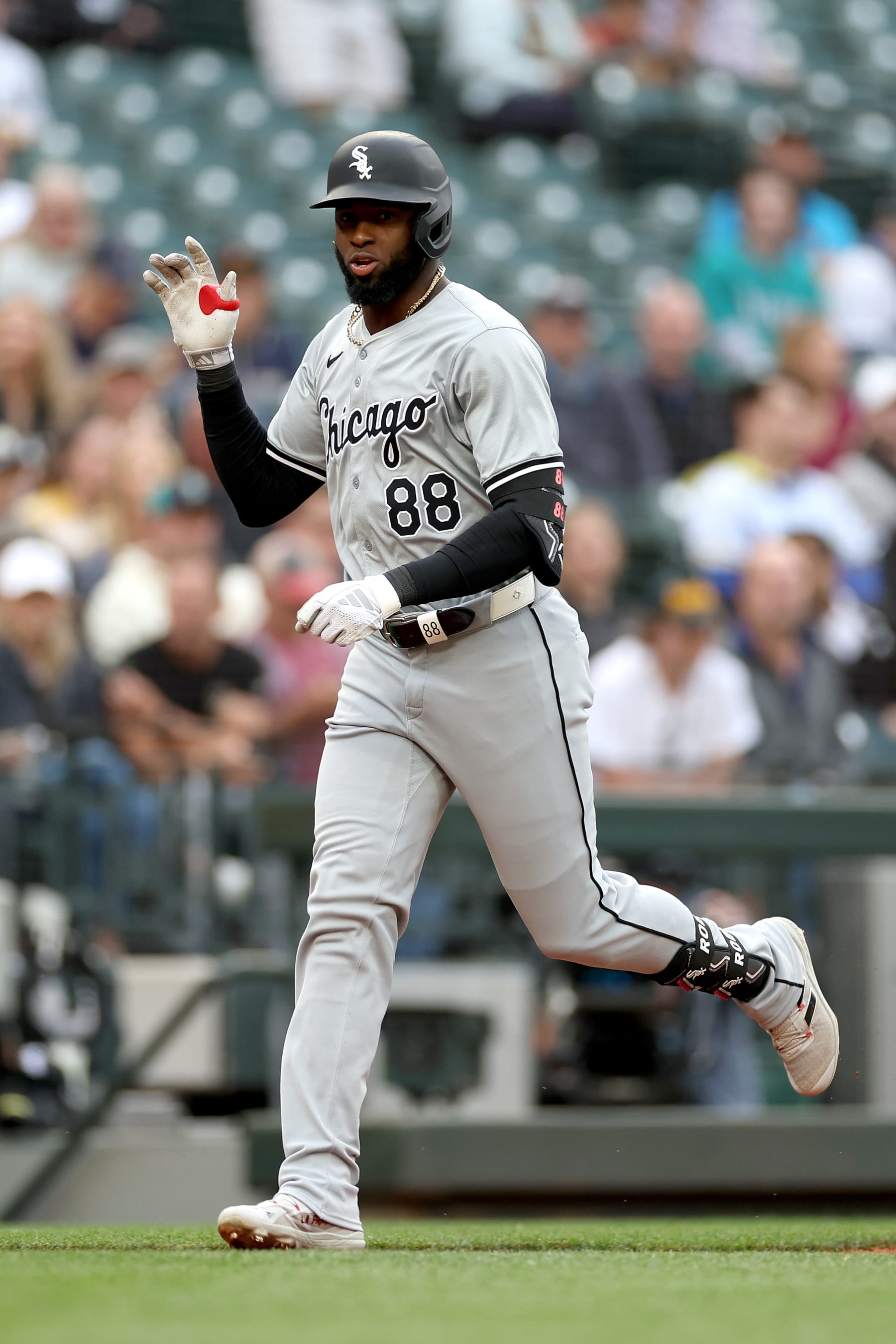 SEATTLE, WASHINGTON - JUNE 13: Luis Robert Jr. #88 of the Chicago White Sox celebrates his home run during the third inning Mariners at T-Mobile Park on June 13, 2024 in Seattle, Washington. (Photo by Steph Chambers/Getty Images)