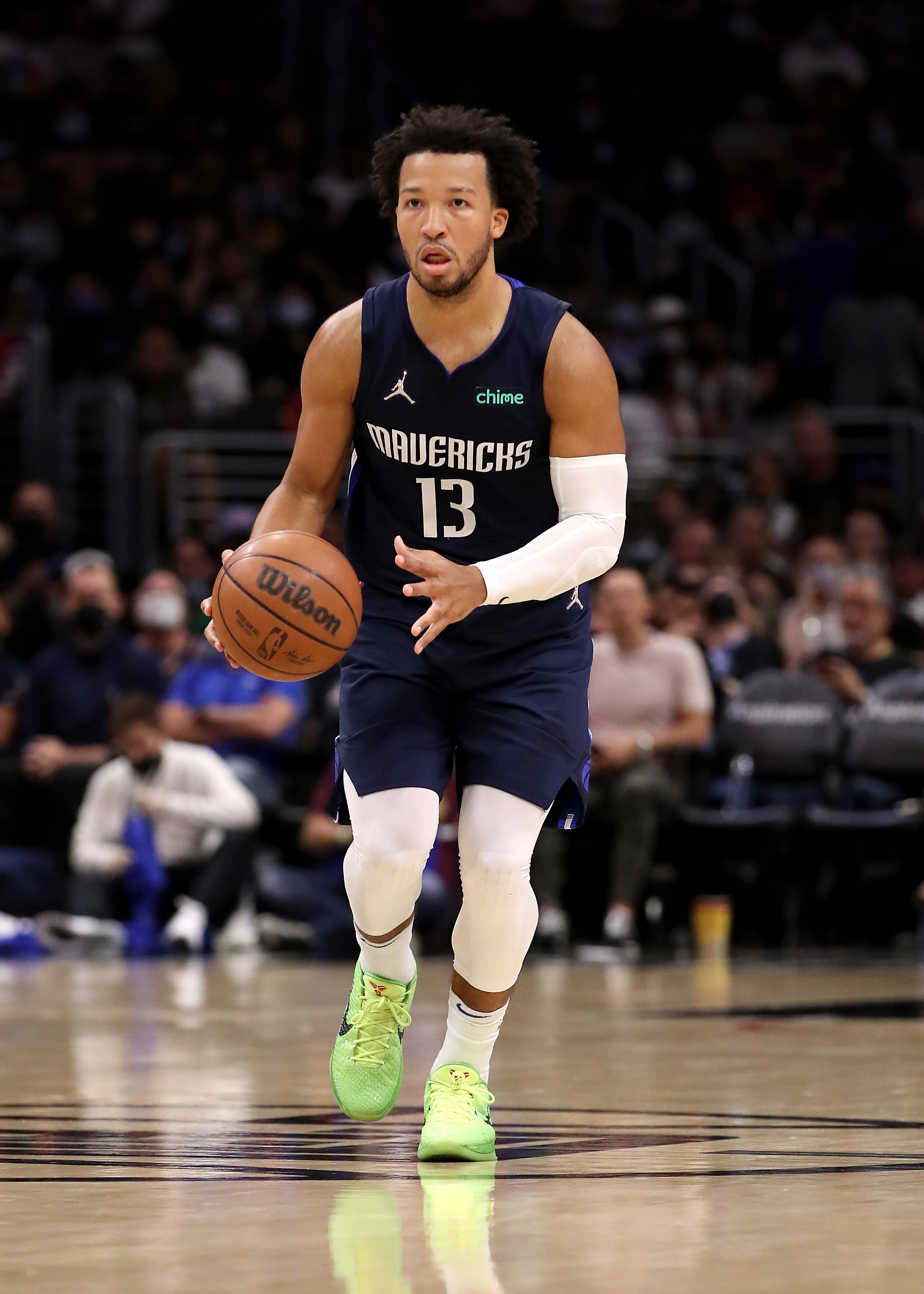 LOS ANGELES, CALIFORNIA - NOVEMBER 21: Jalen Brunson #13 of the Dallas Mavericks brings the ball up court during the fourth quarter against the Los Angeles Clippers at Staples Center on November 21, 2021 in Los Angeles, California. NOTE TO USER: User expressly acknowledges and agrees that, by downloading and or using this Photograph, user is consenting to the terms and conditions of the Getty Images License Agreement. (Photo by Katelyn Mulcahy/Getty Images)
