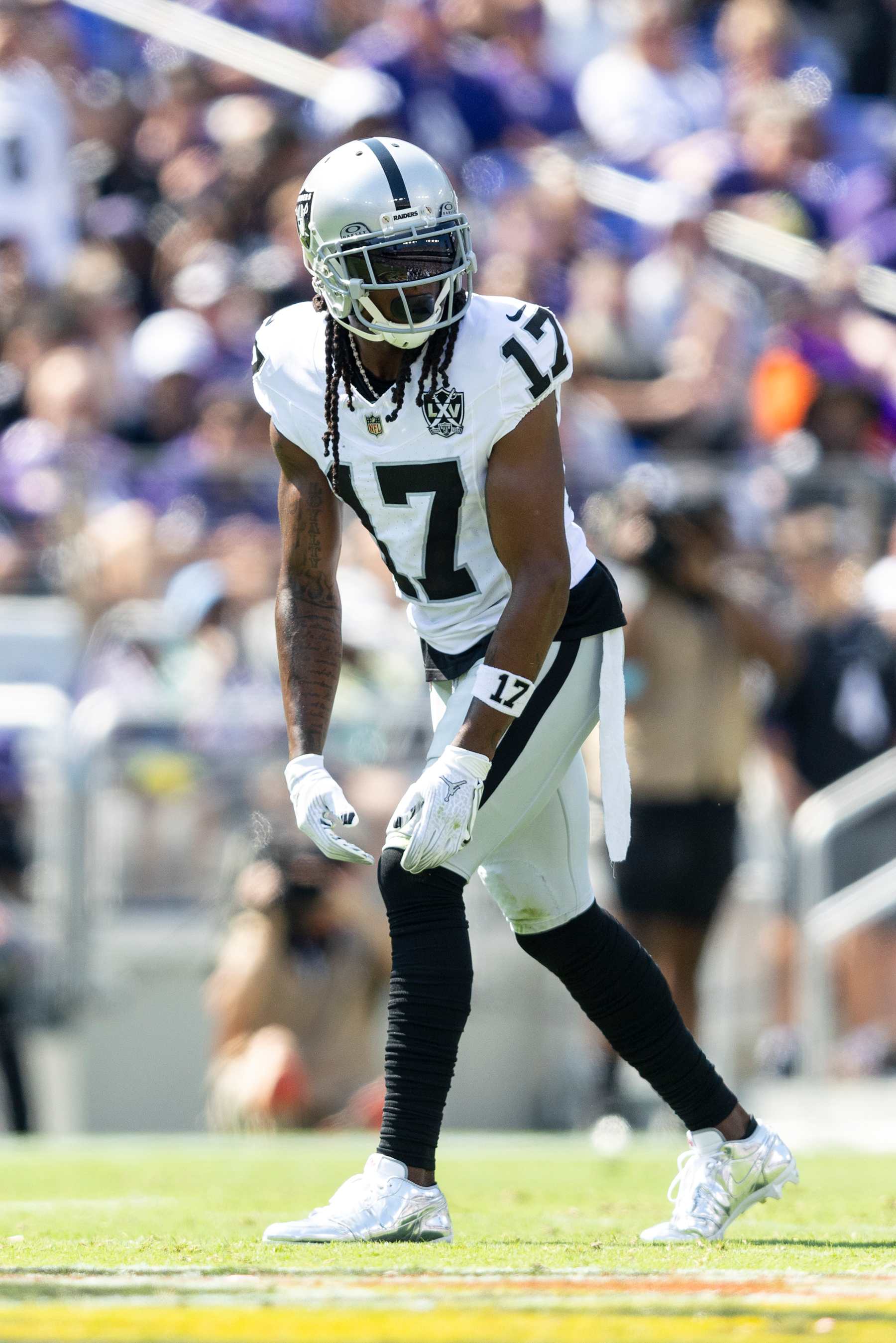 BALTIMORE, MARYLAND - SEPTEMBER 15: Davante Adams #17 of the Las Vegas Raiders lines up during an NFL football game between the Baltimore Ravens and the Las Vegas Raiders at M&T Bank Stadium on September 15, 2024 in Baltimore, Maryland. (Photo by Michael Owens/Getty Images)
