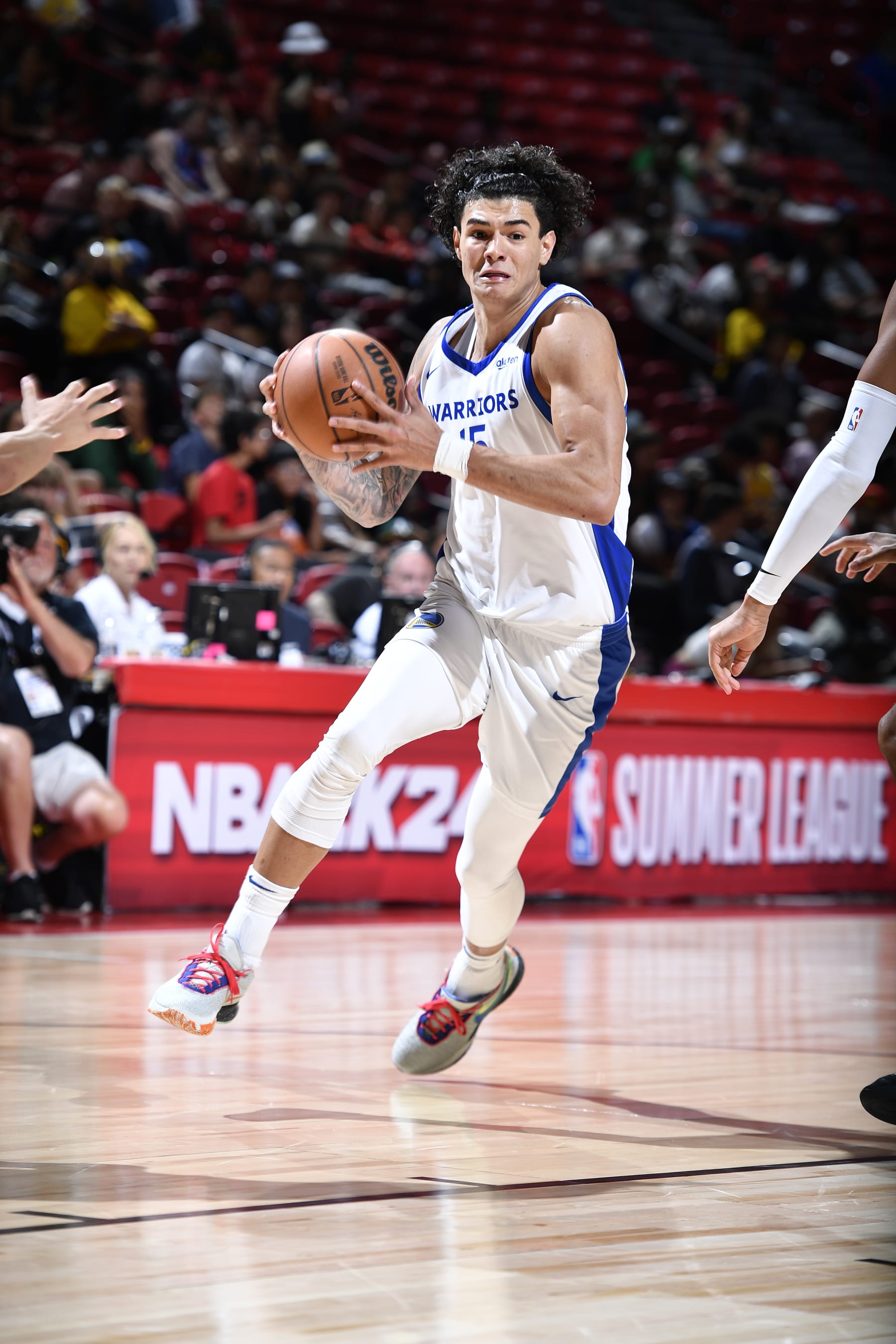 LAS VEGAS, NV - JULY 9: Gui Santos #15 of the Golden State Warriors dribbles the ball during the 2023 NBA Las Vegas Summer League on July 9, 2023 at the Thomas & Mack Center in Las Vegas, Nevada. NOTE TO USER: User expressly acknowledges and agrees that, by downloading and or using this photograph, User is consenting to the terms and conditions of the Getty Images License Agreement. Mandatory Copyright Notice: Copyright 2023 NBAE (Photo by Logan Riely/NBAE via Getty Images)
