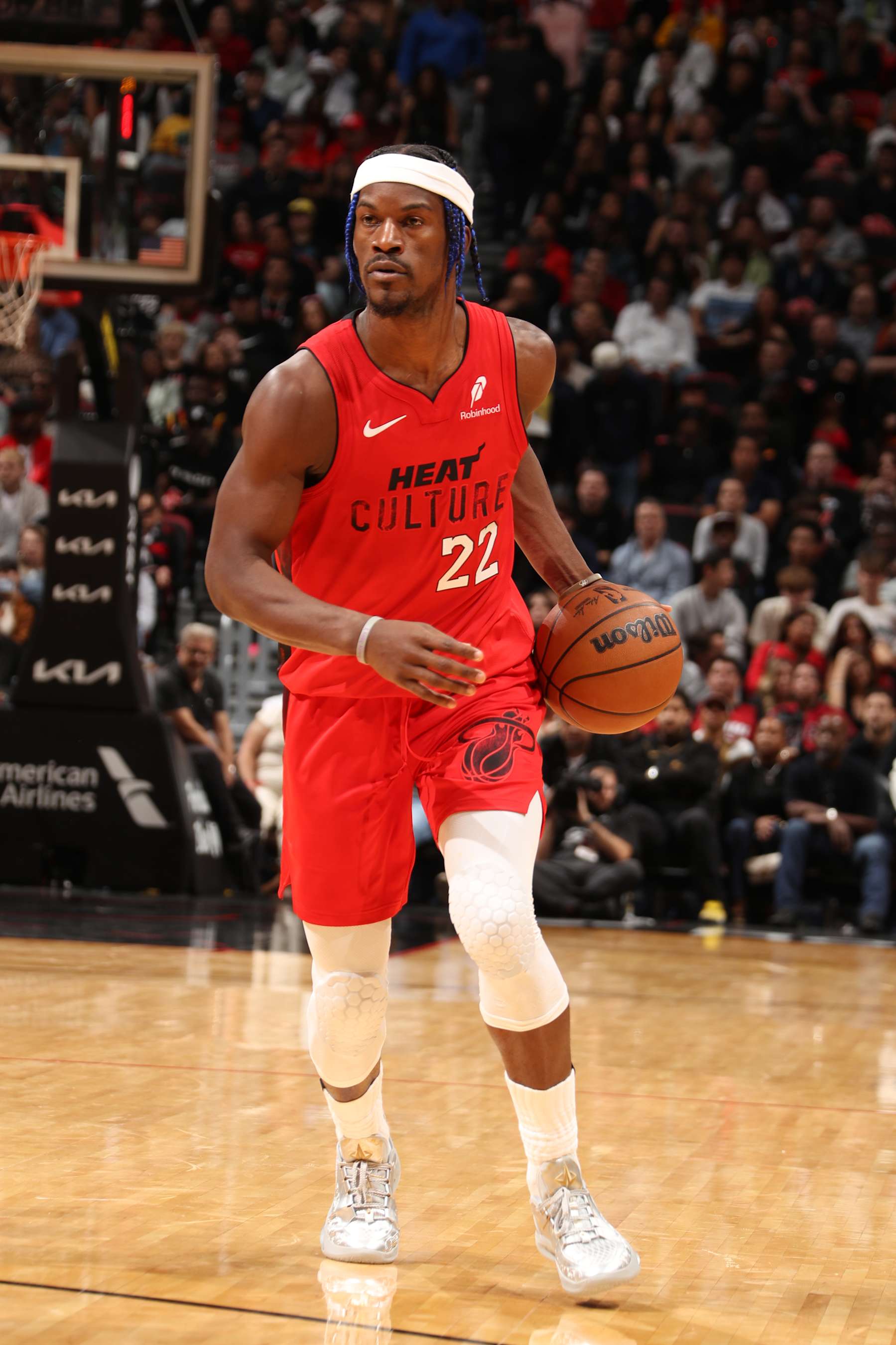 MIAMI, FL - DECEMBER 7: Jimmy Butler #22 of the Miami Heat dribbles the ball during the game against the Phoenix Suns on December 7, 2024 at Kaseya Center in Miami, Florida. NOTE TO USER: User expressly acknowledges and agrees that, by downloading and or using this Photograph, user is consenting to the terms and conditions of the Getty Images License Agreement. Mandatory Copyright Notice: Copyright 2024 NBAE (Photo by Issac Baldizon/NBAE via Getty Images)