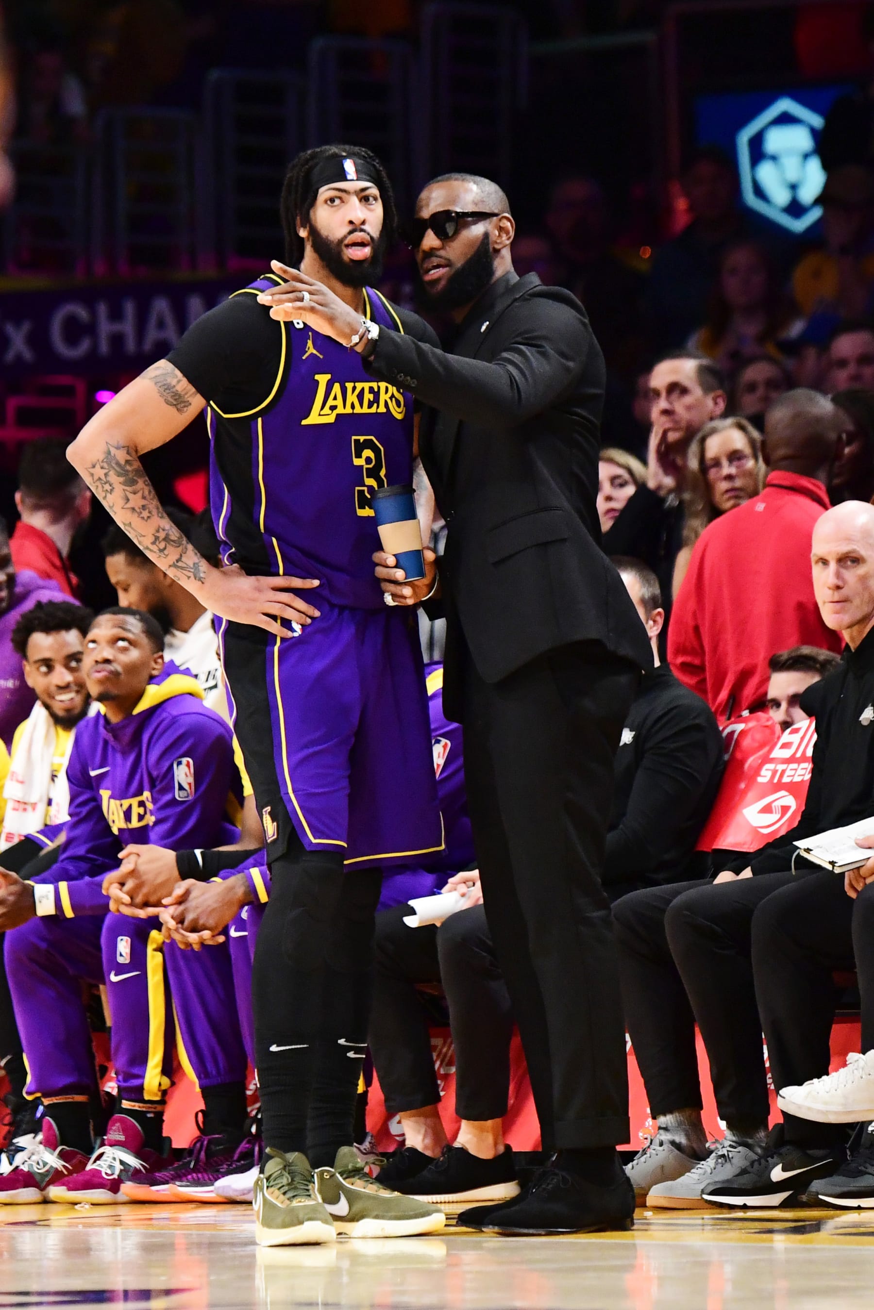 LOS ANGELES, CA -MARCH 17: Anthony Davis #3 with LeBron James #6 of the Los Angeles Lakers during the game against the Dallas Mavericks on March 17, 2023 at Crypto.Com Arena in Los Angeles, California. NOTE TO USER: User expressly acknowledges and agrees that, by downloading and/or using this Photograph, user is consenting to the terms and conditions of the Getty Images License Agreement. Mandatory Copyright Notice: Copyright 2023 NBAE (Photo by Adam Pantozzi/NBAE via Getty Images)