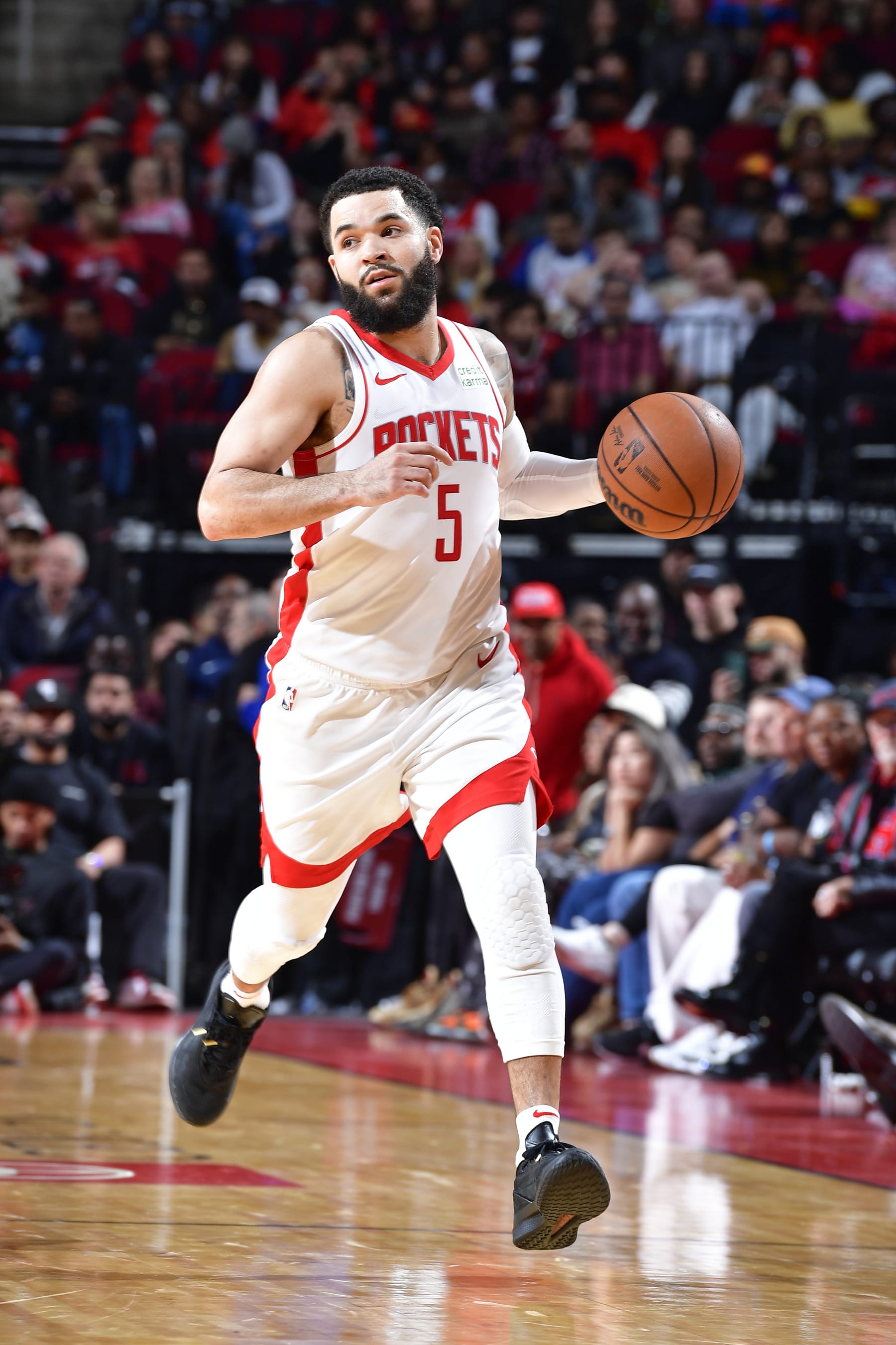 HOUSTON, TX - JANUARY 31:  Fred VanVleet #5 of the Houston Rockets dribbles the ball during the game against the New Orleans Pelicans on January 31, 2024 at the Toyota Center in Houston, Texas. NOTE TO USER: User expressly acknowledges and agrees that, by downloading and or using this photograph, User is consenting to the terms and conditions of the Getty Images License Agreement. Mandatory Copyright Notice: Copyright 2024 NBAE (Photo by Logan Riely/NBAE via Getty Images)