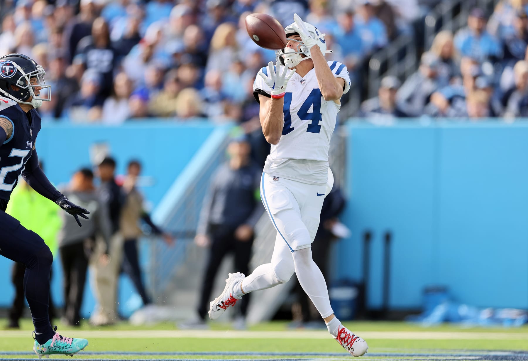 NASHVILLE, TENNESSEE - DECEMBER 03: Alec Pierce #14 of the Indianapolis Colts catches a pass for a touchdown against the Tennessee Titans during the first quarter of the game at Nissan Stadium on December 03, 2023 in Nashville, Tennessee. (Photo by Andy Lyons/Getty Images)