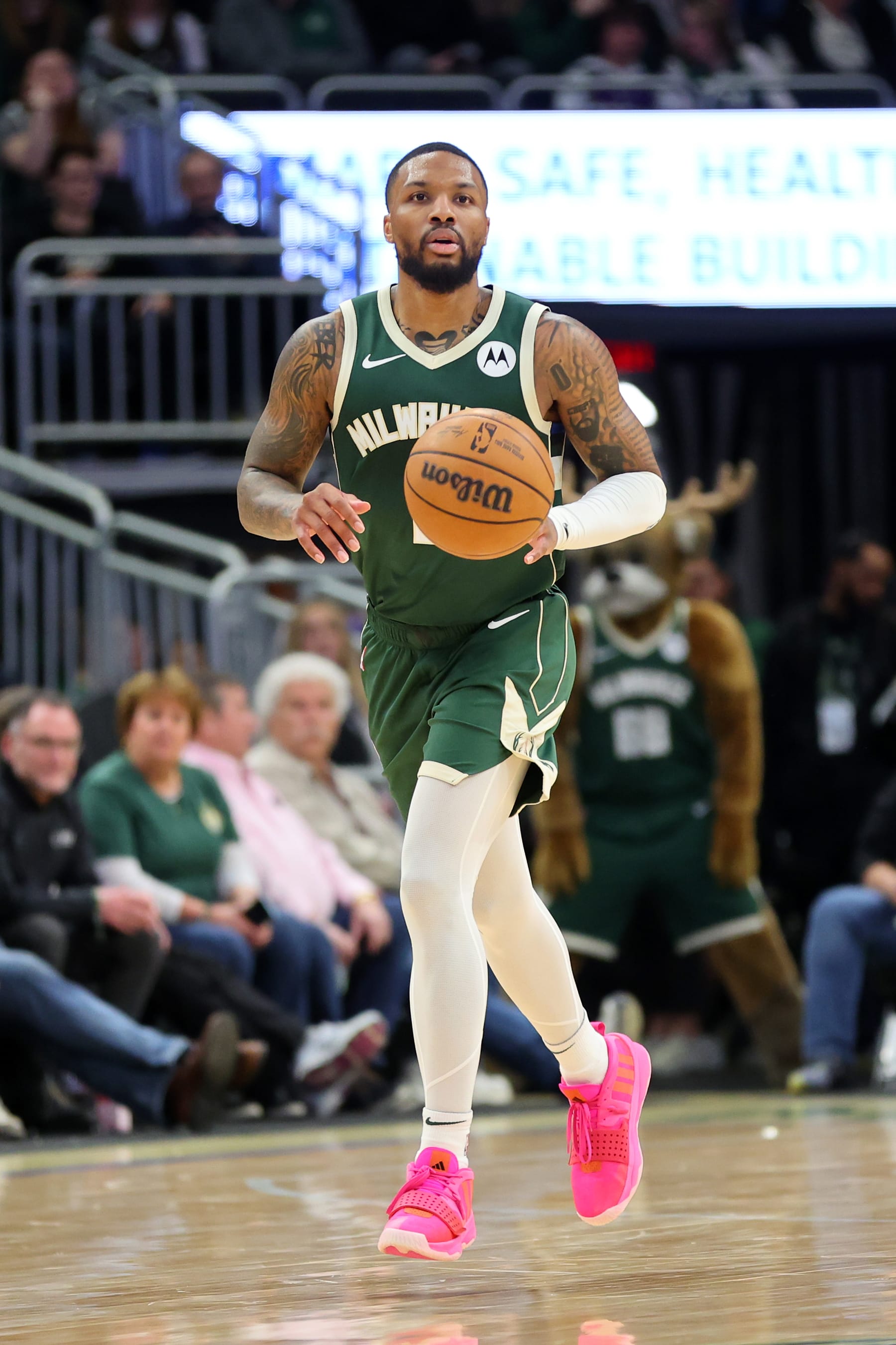 MILWAUKEE, WISCONSIN - FEBRUARY 09: Damian Lillard #0 of the Milwaukee Bucks handles the ball during a game against the Charlotte Hornets at Fiserv Forum on February 09, 2024 in Milwaukee, Wisconsin. NOTE TO USER: User expressly acknowledges and agrees that, by downloading and or using this photograph, User is consenting to the terms and conditions of the Getty Images License Agreement. (Photo by Stacy Revere/Getty Images)