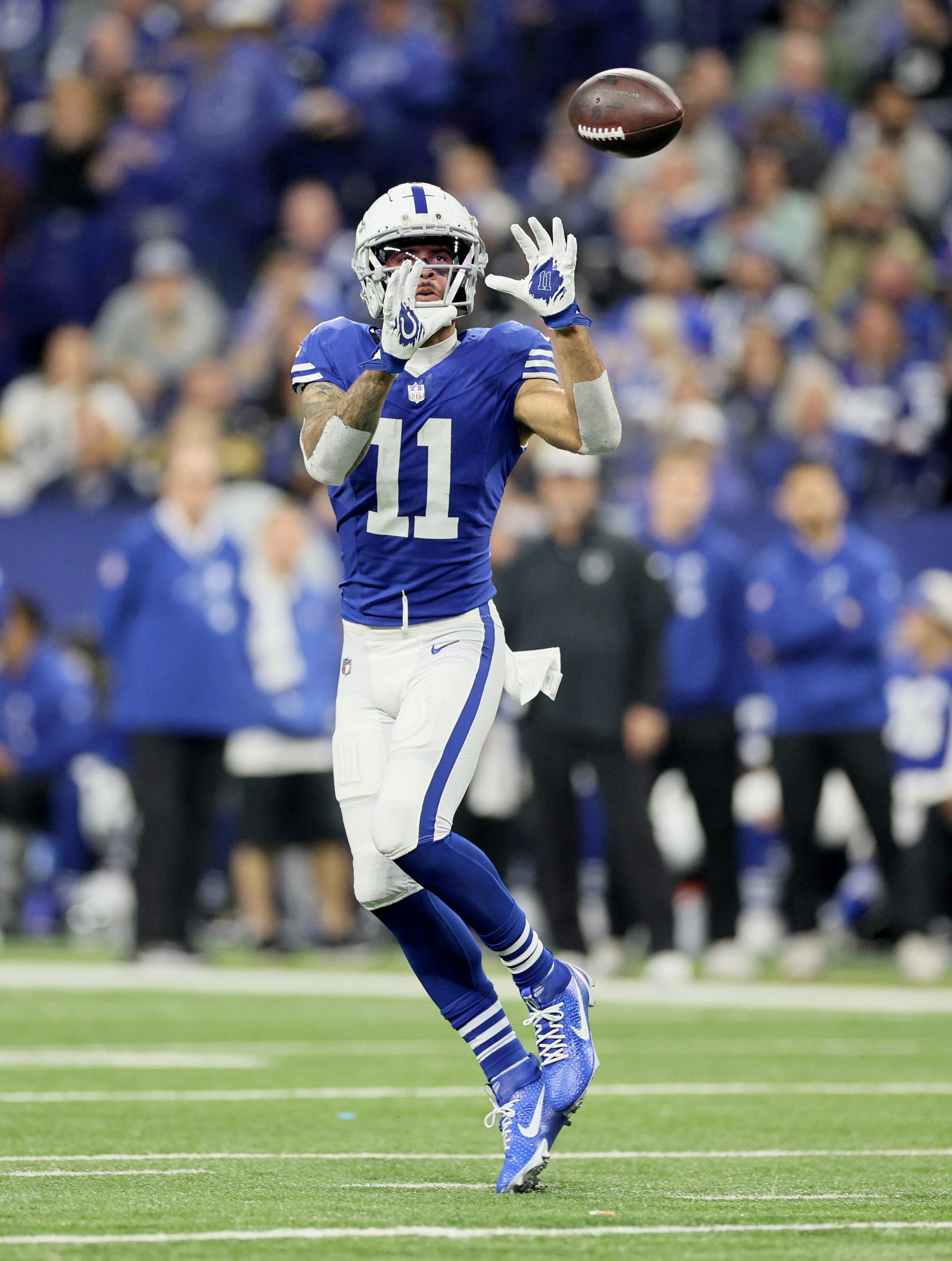 INDIANAPOLIS, INDIANA - DECEMBER 16: Michael Pittman Jr #11 of the Indianapolis Colts catches a pass against the Pittsburgh Steelers at Lucas Oil Stadium on December 16, 2023 in Indianapolis, Indiana. (Photo by Andy Lyons/Getty Images)