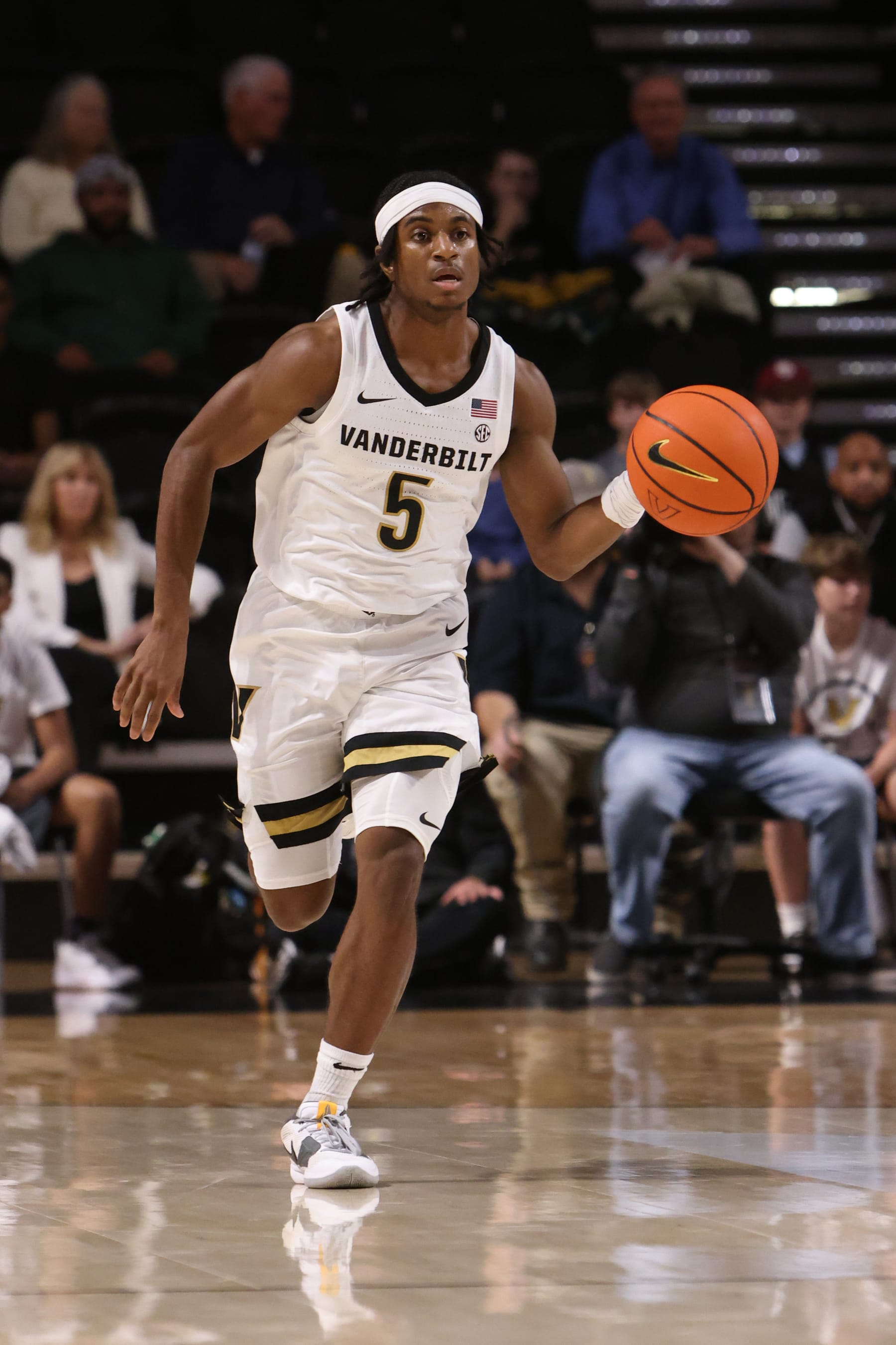 Vanderbilt's Ezra Manjon