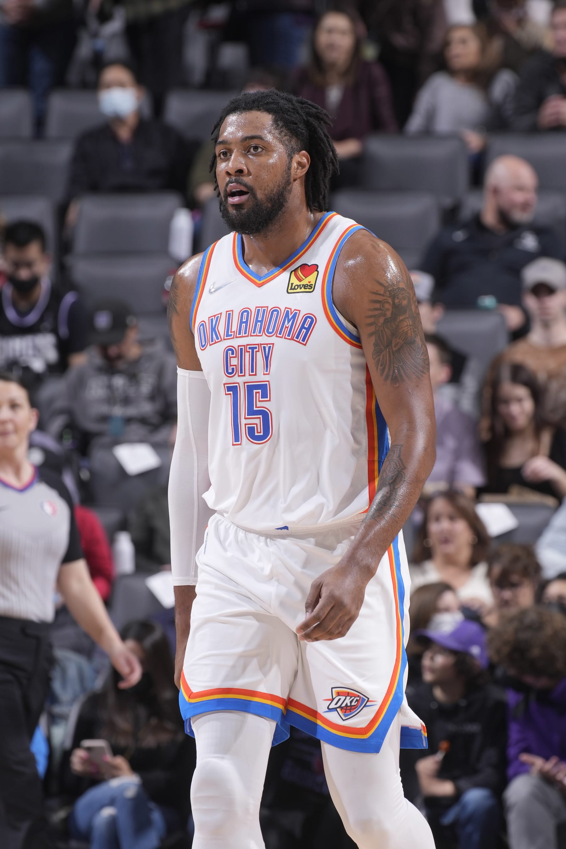 SACRAMENTO, CA - FEBRUARY 5: Derrick Favors #15 of the Oklahoma City Thunder looks on during the game against the Sacramento Kings on February 5, 2022 at Golden 1 Center in Sacramento, California. NOTE TO USER: User expressly acknowledges and agrees that, by downloading and or using this photograph, User is consenting to the terms and conditions of the Getty Images Agreement. Mandatory Copyright Notice: Copyright 2022 NBAE (Photo by Rocky Widner/NBAE via Getty Images) SACRAMENTO, CA - FEBRUARY 5: Derrick Favors #15 of the Oklahoma City Thunder looks on during the game against the Sacramento Kings on February 5, 2022 at Golden 1 Center in Sacramento, California. NOTE TO USER: User expressly acknowledges and agrees that, by downloading and or using this photograph, User is consenting to the terms and conditions of the Getty Images Agreement. Mandatory Copyright Notice: Copyright 2022 NBAE (Photo by Rocky Widner/NBAE via Getty Images)