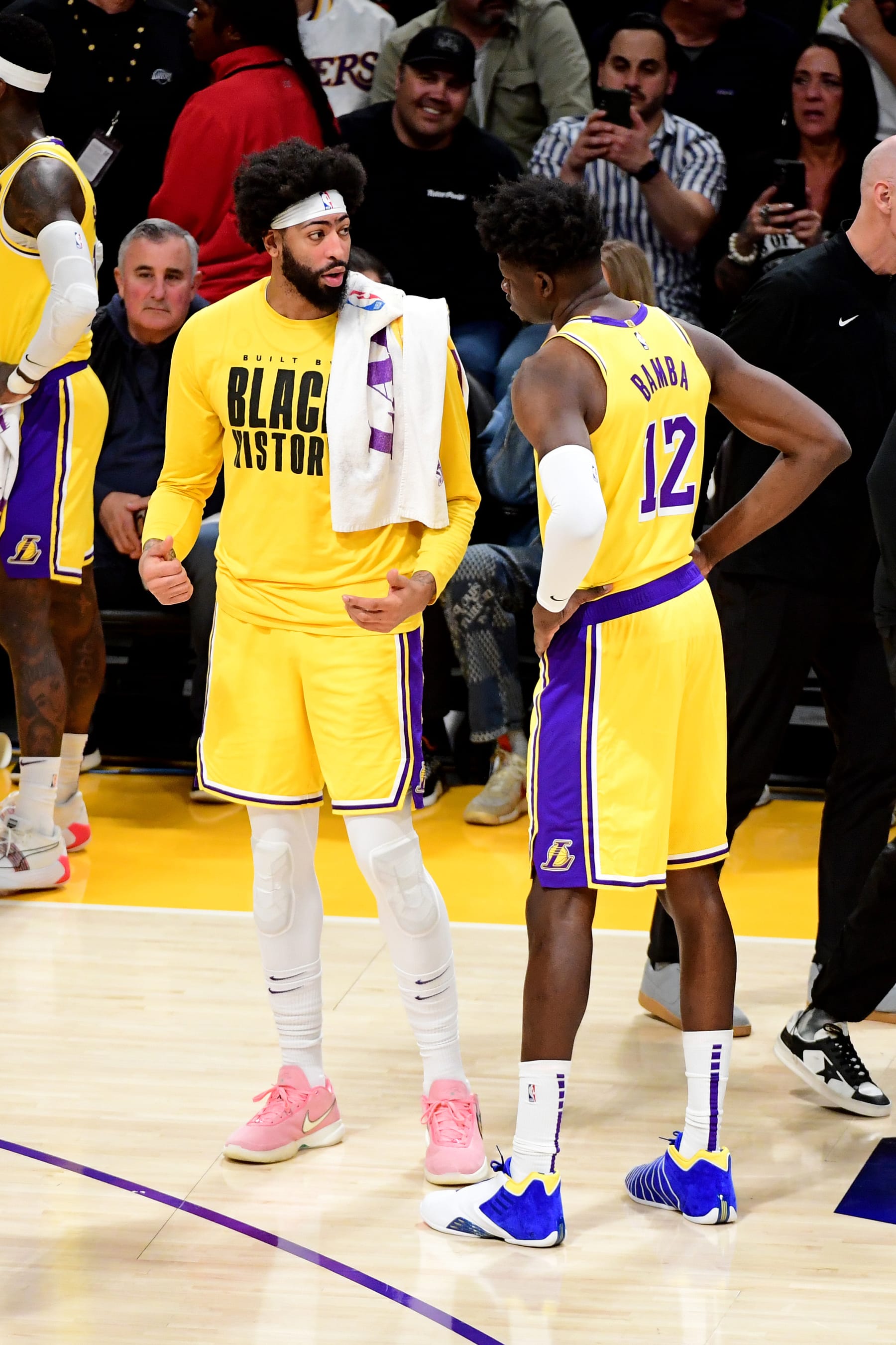 LOS ANGELES, CA - FEBRUARY 15: Anthony Davis #3 and Mo Bamba #12 of the Los Angeles Lakers talk during the game against the New Orleans Pelicans  on February 15, 2023 at Crypto.Com Arena in Los Angeles, California. NOTE TO USER: User expressly acknowledges and agrees that, by downloading and/or using this Photograph, user is consenting to the terms and conditions of the Getty Images License Agreement. Mandatory Copyright Notice: Copyright 2023 NBAE (Photo by Adam Pantozzi/NBAE via Getty Images)