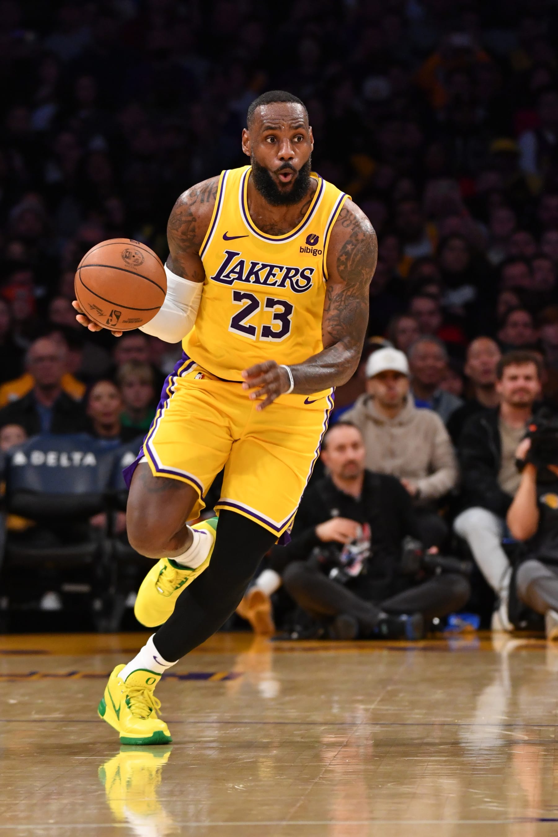 LOS ANGELES, CA - FEBRUARY 13:  LeBron James #23 of the Los Angeles Lakers handles the ball during the game  on February 13, 2024 at Crypto.Com Arena in Los Angeles, California. NOTE TO USER: User expressly acknowledges and agrees that, by downloading and/or using this Photograph, user is consenting to the terms and conditions of the Getty Images License Agreement. Mandatory Copyright Notice: Copyright 2024 NBAE (Photo by Juan OCampo/NBAE via Getty Images)