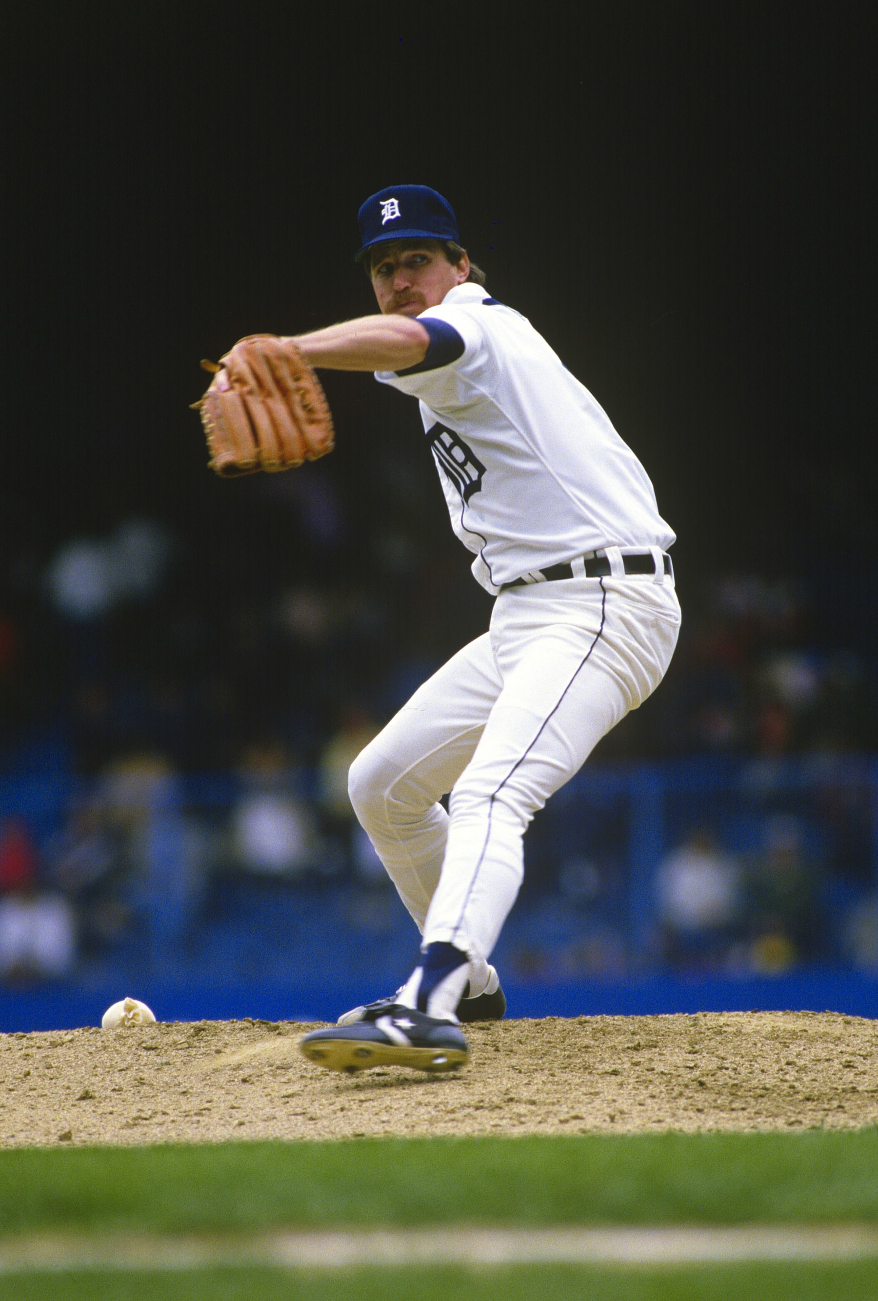 DETROIT, MI - CIRCA 1989: Jack Morris #47 of the Detroit Tigers pitches during an Major League Baseball game circa 1989 at Tiger Stadium in Detroit, Michigan. Morris played for the Tigers from 1977-90. (Photo by Focus on Sport/Getty Images) 