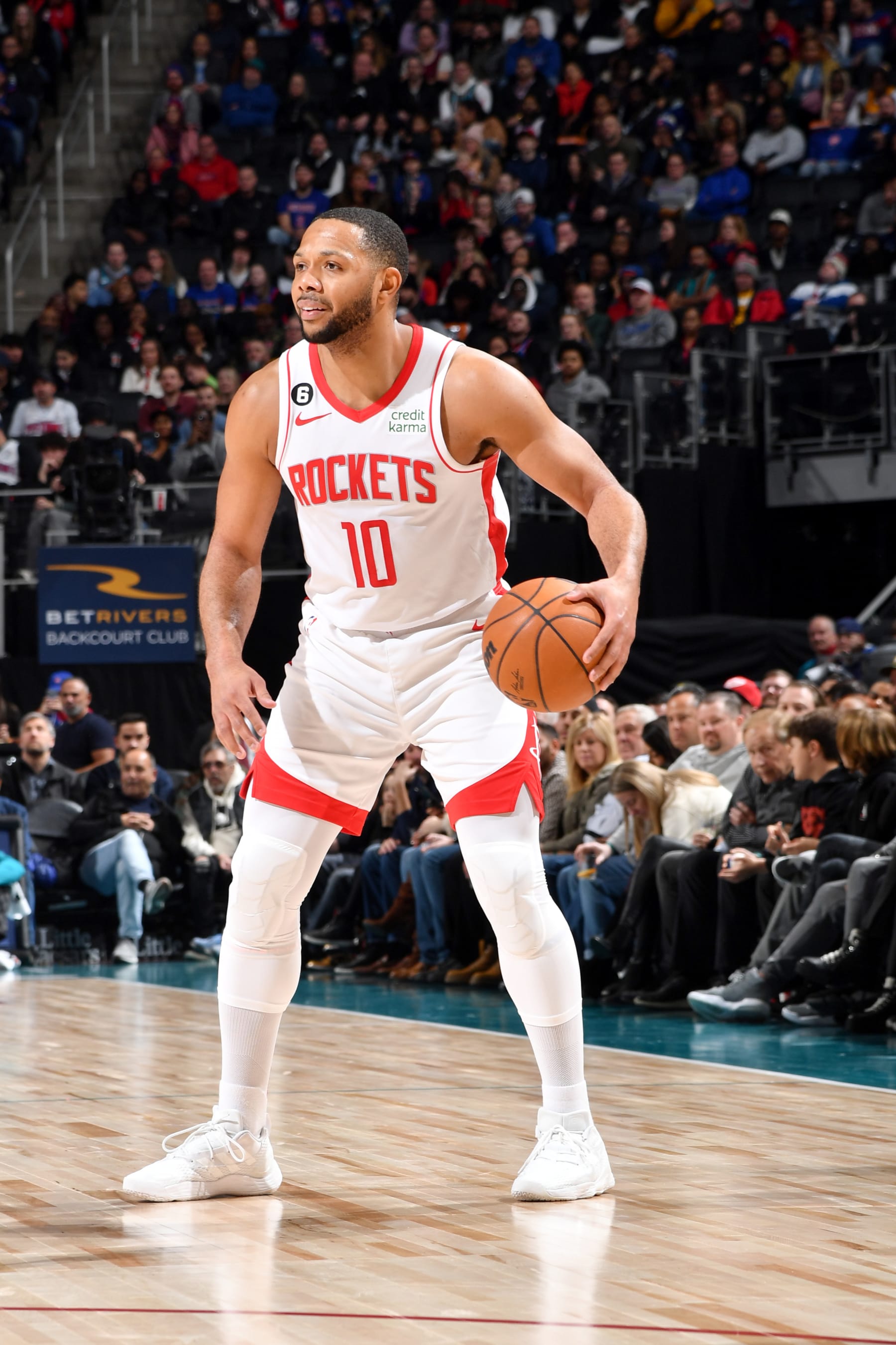 DETROIT, MI - JANUARY 28: Eric Gordon #10 of the Houston Rockets dribbles the ball against the Detroit Pistons on January 28, 2023 at Little Caesars Arena in Detroit, Michigan. NOTE TO USER: User expressly acknowledges and agrees that, by downloading and/or using this photograph, User is consenting to the terms and conditions of the Getty Images License Agreement. Mandatory Copyright Notice: Copyright 2023 NBAE (Photo by Chris Schwegler/NBAE via Getty Images)
