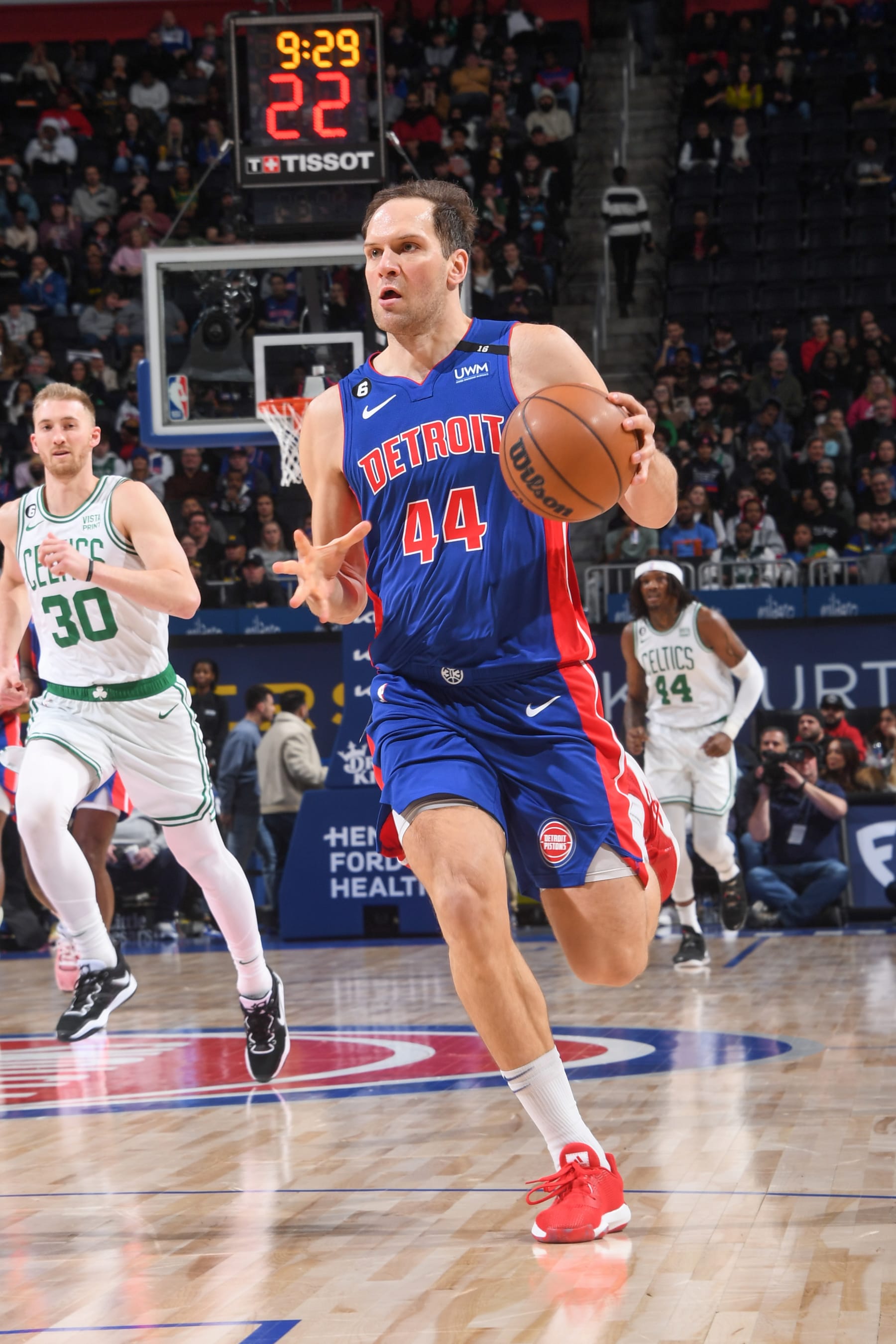 DETROIT, MI - FEBUARY 6:  Bojan Bogdanovic #44 of the Detroit Pistons goes to the basket during the game on Febuary 6, 2023 at Little Caesars Arena in Detroit, Michigan. NOTE TO USER: User expressly acknowledges and agrees that, by downloading and/or using this photograph, User is consenting to the terms and conditions of the Getty Images License Agreement. Mandatory Copyright Notice: Copyright 2023 NBAE (Photo by Chris Schwegler/NBAE via Getty Images)