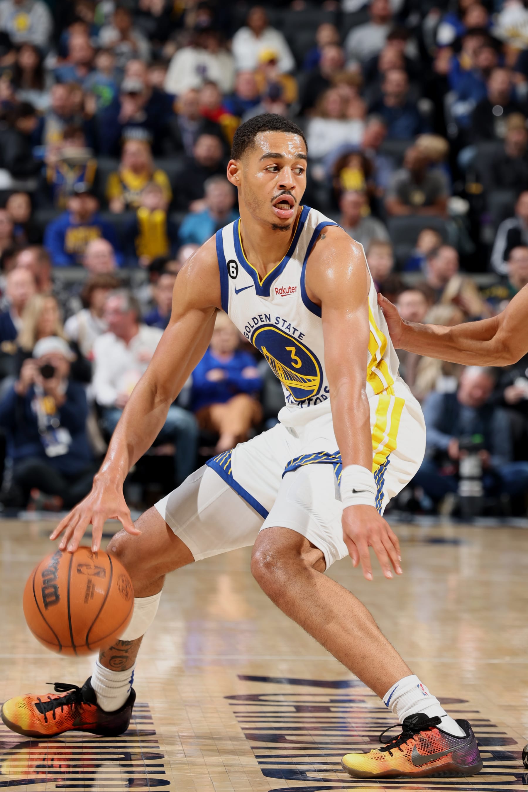 INDIANAPOLIS, IN - DECEMBER 14: Jordan Poole #3 of the Golden State Warriors dribbles the ball against the Indiana Pacers on December 14, 2022 at Gainbridge Fieldhouse in Indianapolis, Indiana. NOTE TO USER: User expressly acknowledges and agrees that, by downloading and or using this photograph, User is consenting to the terms and conditions of the Getty Images License Agreement. Mandatory Copyright Notice: Copyright 2022 NBAE (Photo by Jeff Haynes/NBAE via Getty Images)