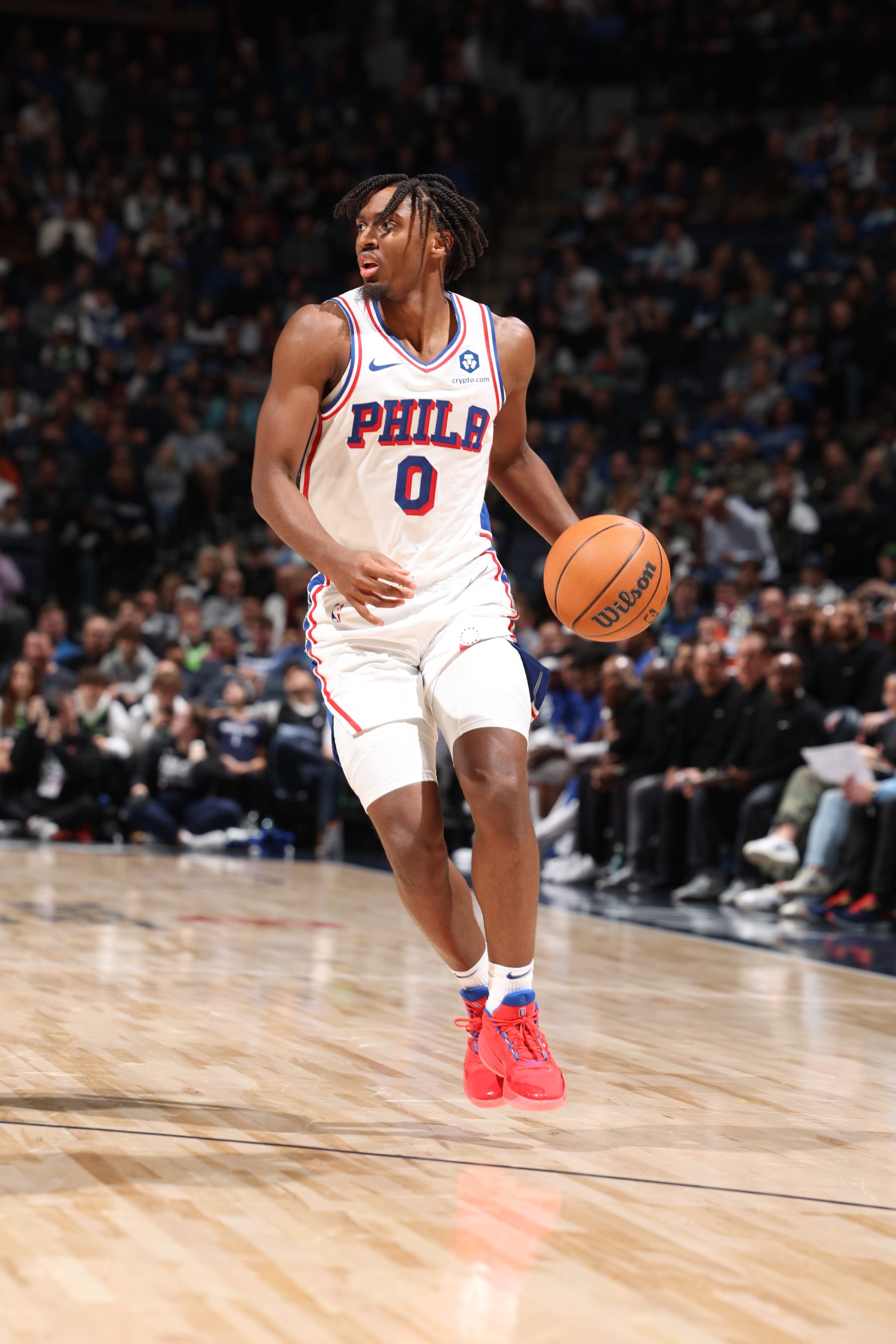 MINNEAPOLIS, MN - NOVEMBER 22: Tyrese Maxey #0 of the Philadelphia 76ers goes to the basket during the game on November 22, 2023 at Target Center in Minneapolis, Minnesota. NOTE TO USER: User expressly acknowledges and agrees that, by downloading and or using this Photograph, user is consenting to the terms and conditions of the Getty Images License Agreement. Mandatory Copyright Notice: Copyright 2023 NBAE (Photo by David Sherman/NBAE via Getty Images)