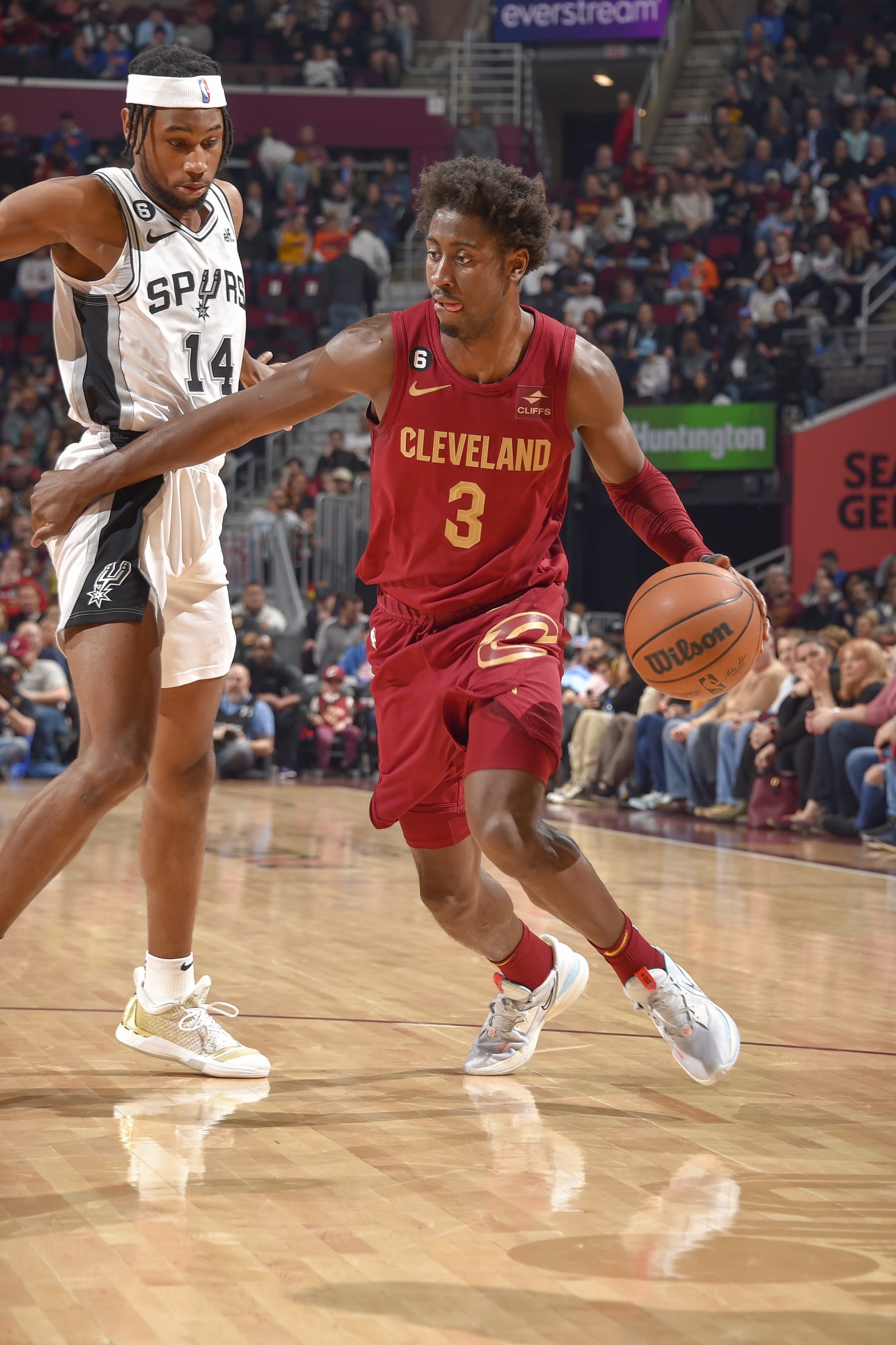 CLEVELAND, OH - FEBUARY 13:  Caris LeVert #3 of the Cleveland Cavaliers goes to the basket during the game  on Febuary 13, 2023 at Rocket Mortgage FieldHouse in Cleveland, Ohio. NOTE TO USER: User expressly acknowledges and agrees that, by downloading and/or using this Photograph, user is consenting to the terms and conditions of the Getty Images License Agreement. Mandatory Copyright Notice: Copyright 2023 NBAE (Photo by David Liam Kyle/NBAE via Getty Images)