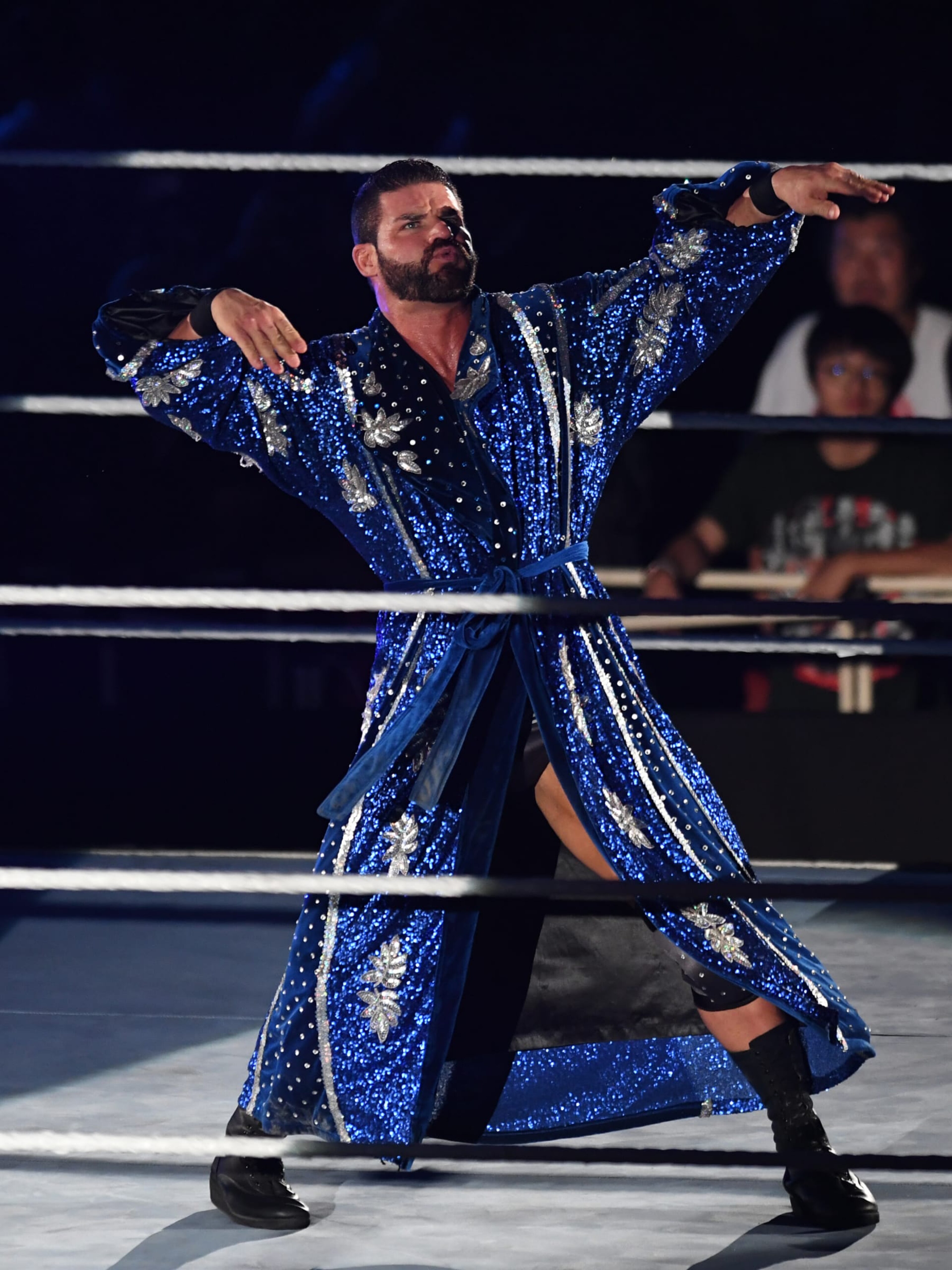 TOKYO,JAPAN - JUNE 29: Robert Roode enters the ring during the WWE Live Tokyo at Ryogoku Kokugikan on June 29, 2019 in Tokyo, Japan. (Photo by Etsuo Hara/Getty Images) TOKYO,JAPAN - JUNE 29: Robert Roode enters the ring during the WWE Live Tokyo at Ryogoku Kokugikan on June 29, 2019 in Tokyo, Japan. (Photo by Etsuo Hara/Getty Images)