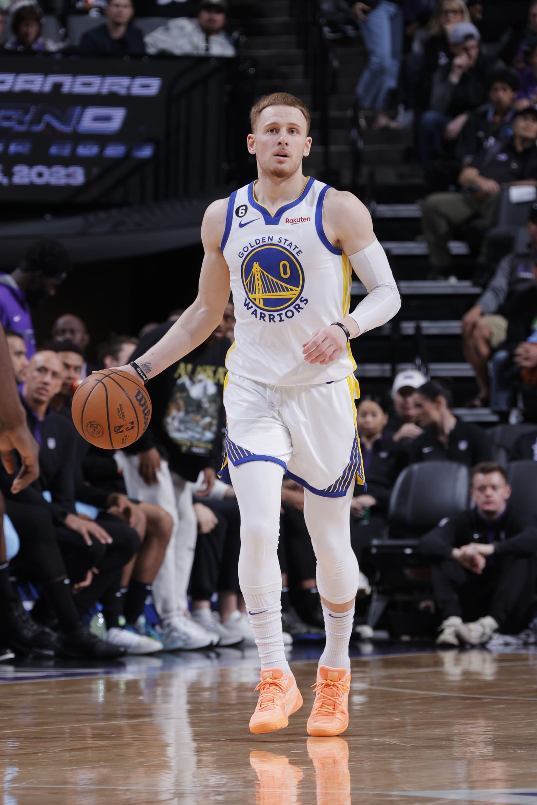 SACRAMENTO, CA - APRIL 7: Donte DiVincenzo #0 of the Golden State Warriors dribbles the ball during the game against the Sacramento Kings on April 7, 2023 at Golden 1 Center in Sacramento, California. NOTE TO USER: User expressly acknowledges and agrees that, by downloading and or using this Photograph, user is consenting to the terms and conditions of the Getty Images License Agreement. Mandatory Copyright Notice: Copyright 2023 NBAE (Photo by Rocky Widner/NBAE via Getty Images)