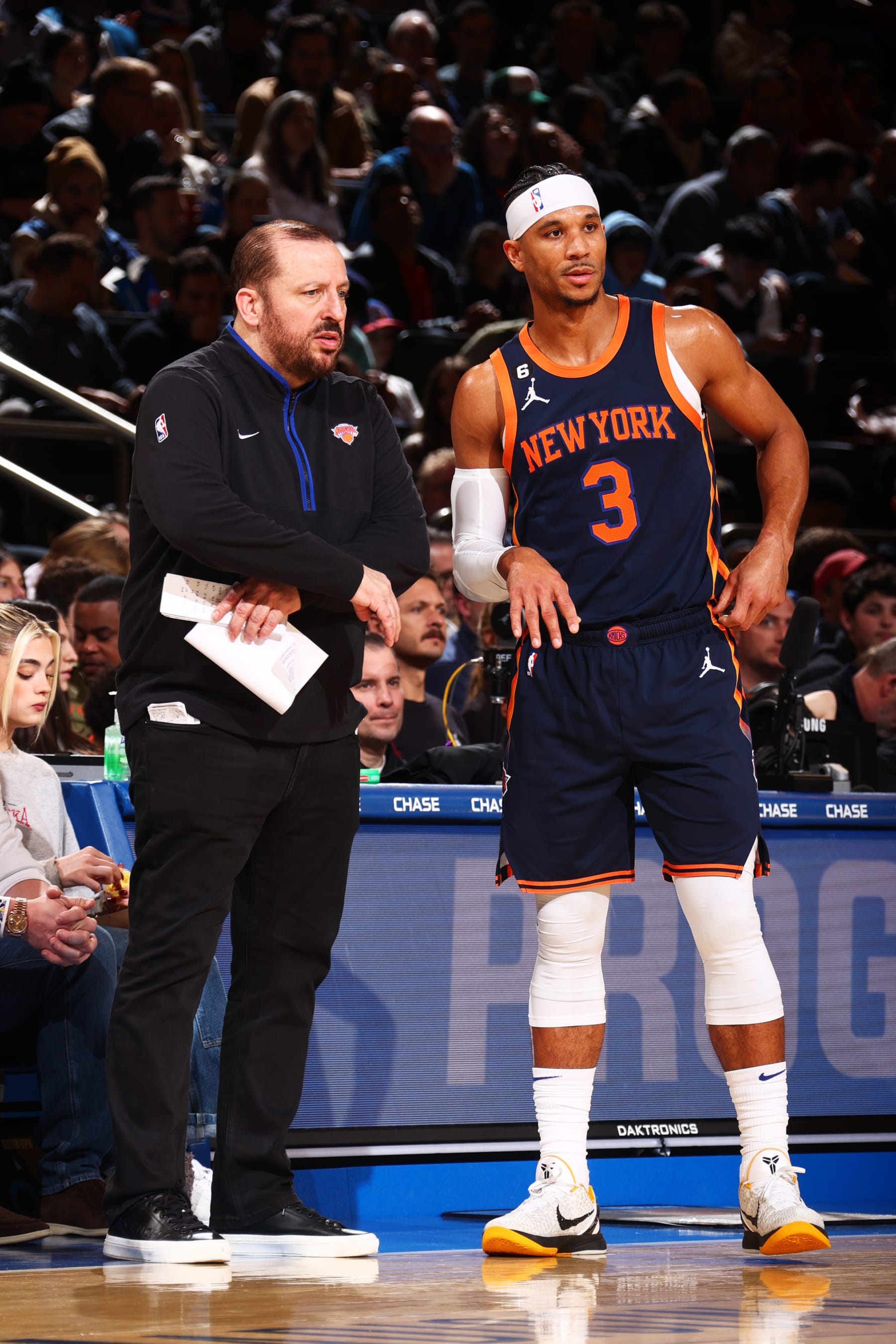 NEW YORK, NY - MARCH 20: Head Coach Tom Thibodeau of the New York Knicks speaks with Josh Hart #3 during the game against the Minnesota Timberwolves on March 20, 2023 at Madison Square Garden in New York City, New York.  NOTE TO USER: User expressly acknowledges and agrees that, by downloading and or using this photograph, User is consenting to the terms and conditions of the Getty Images License Agreement. Mandatory Copyright Notice: Copyright 2023 NBAE  (Photo by Nathaniel S. Butler/NBAE via Getty Images)