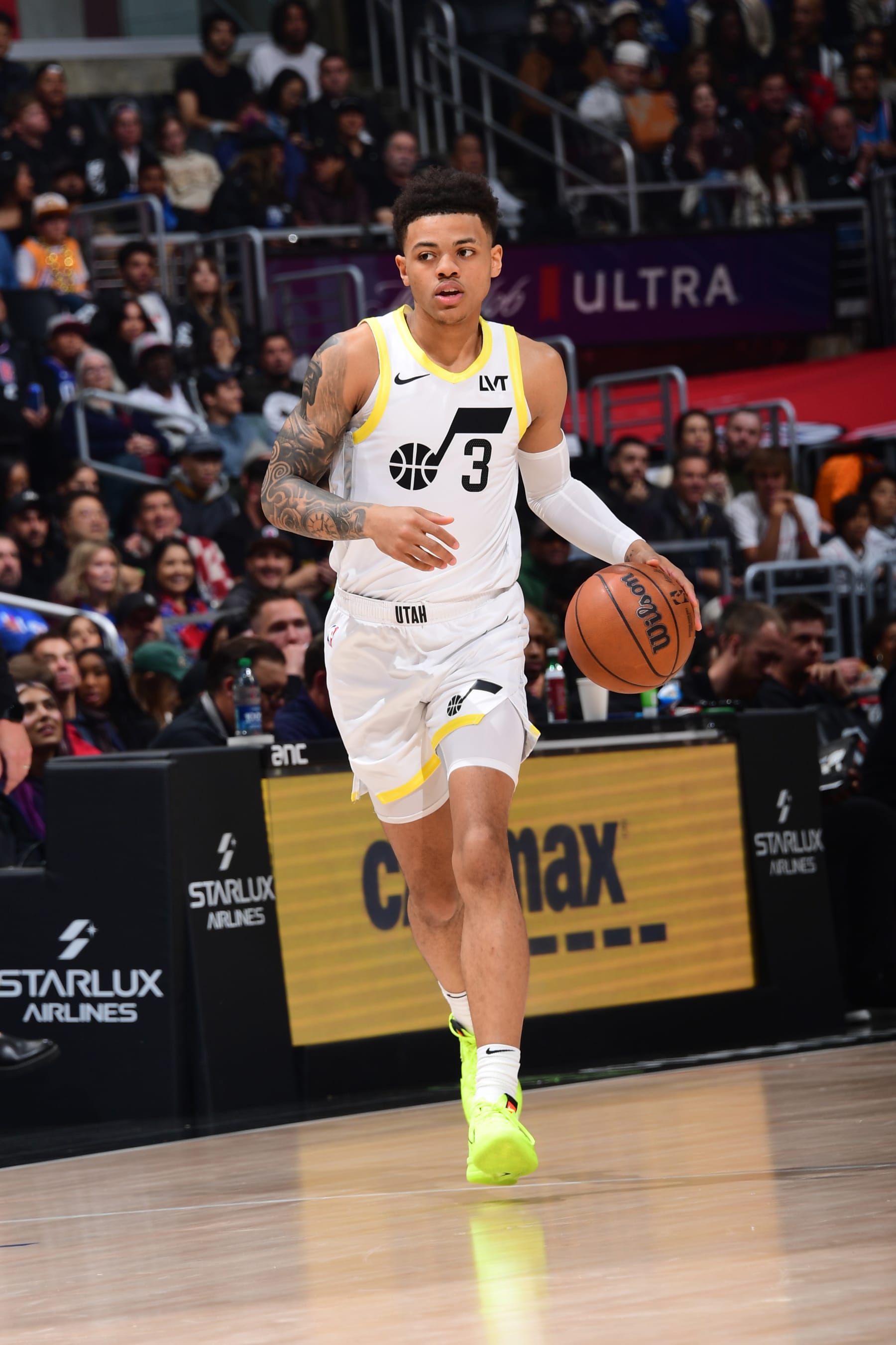 LOS ANGELES, CA - APRIL 12: Keyonte George #3 of the Utah Jazz dribbles the ball during the game against the LA Clippers on April 12, 2024 at Crypto.Com Arena in Los Angeles, California. NOTE TO USER: User expressly acknowledges and agrees that, by downloading and/or using this Photograph, user is consenting to the terms and conditions of the Getty Images License Agreement. Mandatory Copyright Notice: Copyright 2024 NBAE (Photo by Adam Pantozzi/NBAE via Getty Images)