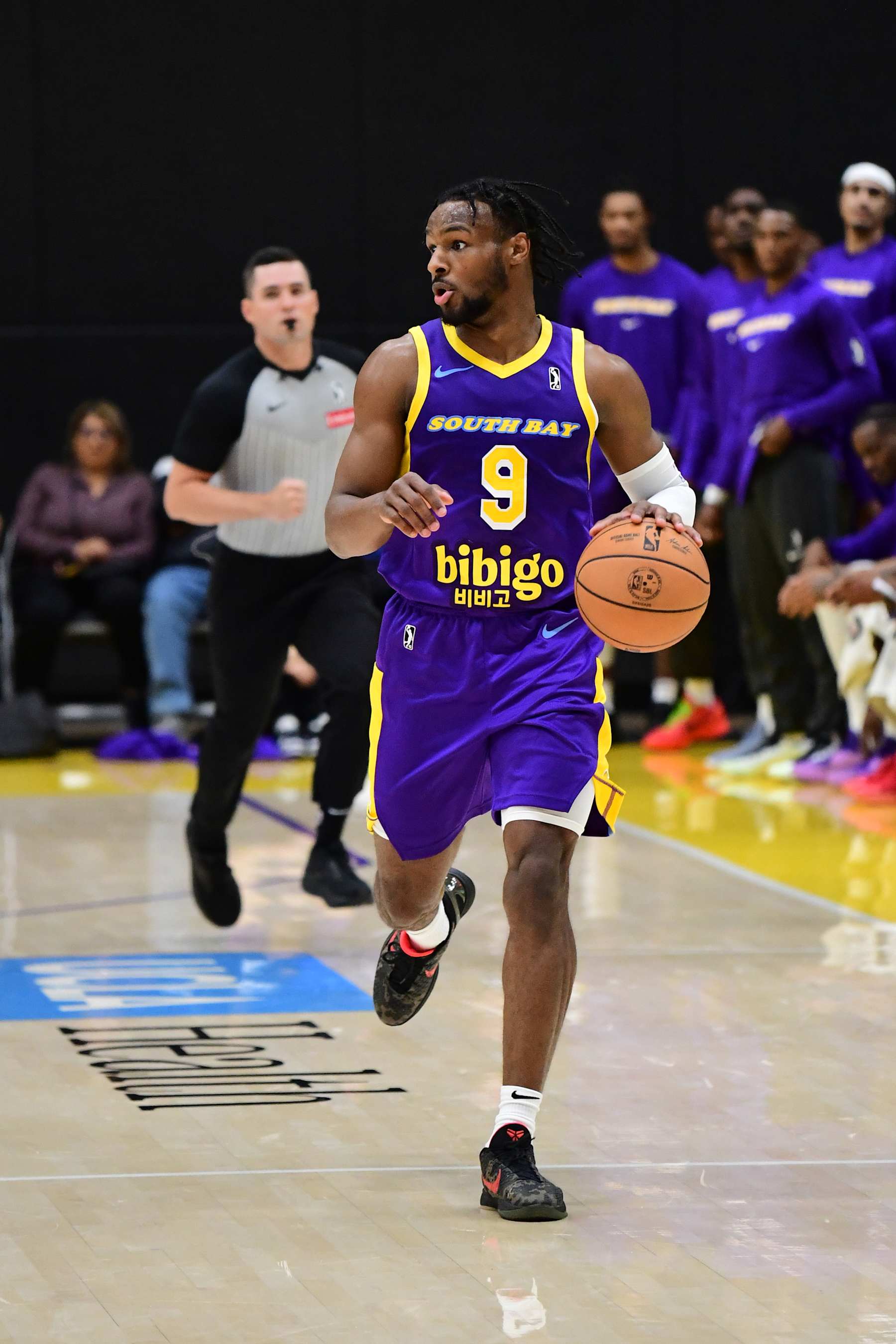EL SEGUNDO, CA - NOVEMBER 9: Bronny James #9 of the South Bay Lakers dribbles the ball during the game against the Salt Lake City Stars on November 9, 2024 at UCLA Health Training Center in El Segundo, California. NOTE TO USER: User expressly acknowledges and agrees that, by downloading and/or using this Photograph, user is consenting to the terms and conditions of the Getty Images License Agreement. Mandatory Copyright Notice: Copyright 2024 NBAE (Photo by Adam Pantozzi/NBAE via Getty Images)