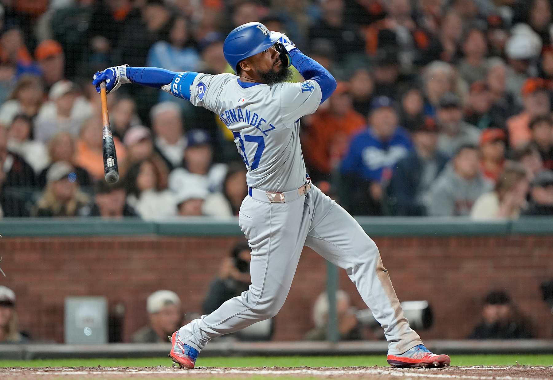SAN FRANCISCO, CALIFORNIA - JUNE 28: Teoscar Hernández #37 of the Los Angeles Dodgers bats against the San Francisco Giants in the top of the eighth inning at Oracle Park on June 28, 2024 in San Francisco, California. (Photo by Thearon W. Henderson/Getty Images)